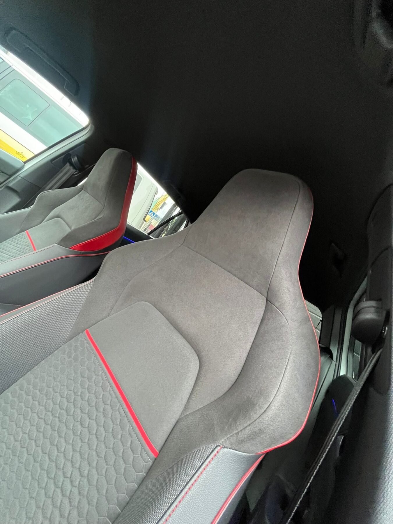 VOLKSWAGEN GOLF GTI CLUBSPORT 