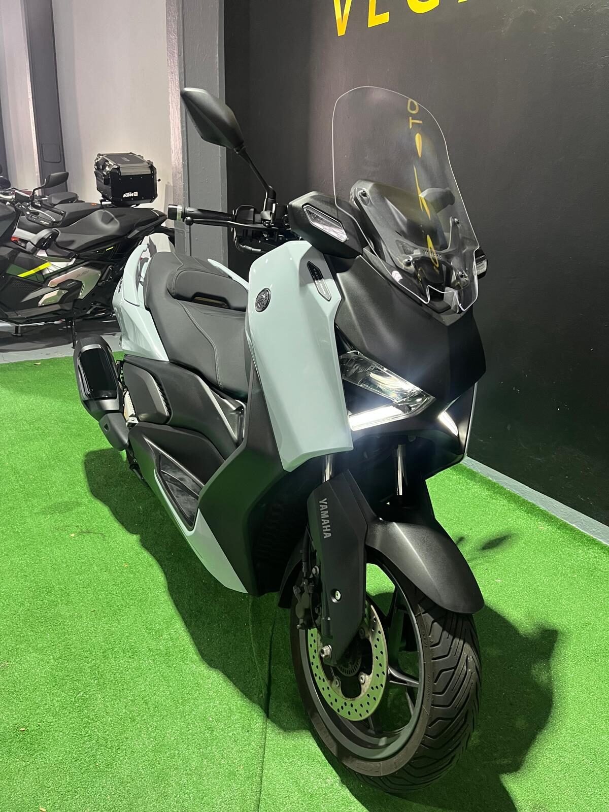YAMAHA TECH MAX 