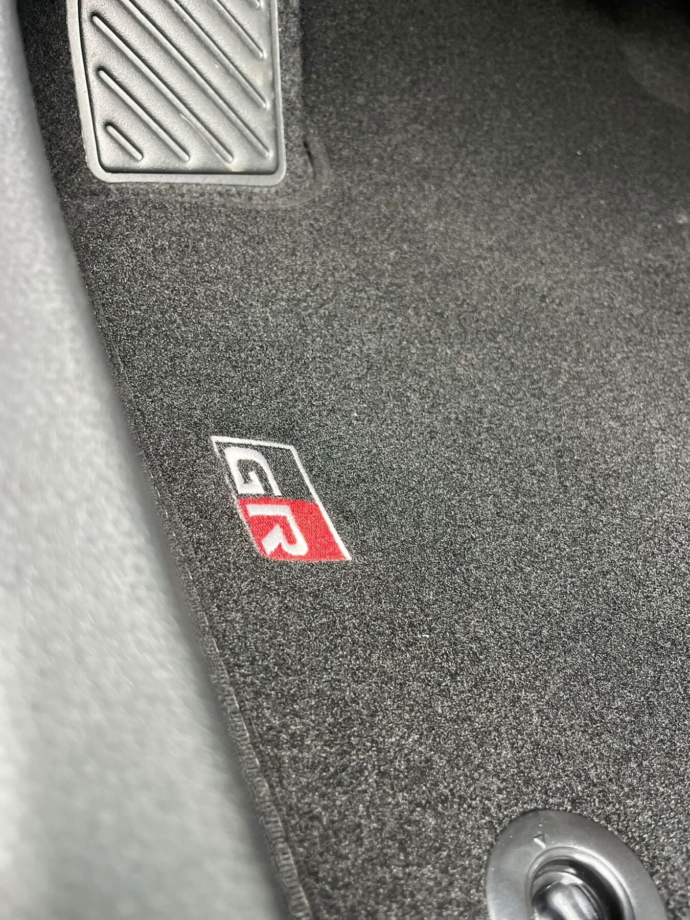 TOYOTA C-HR GR SPORT PLUS