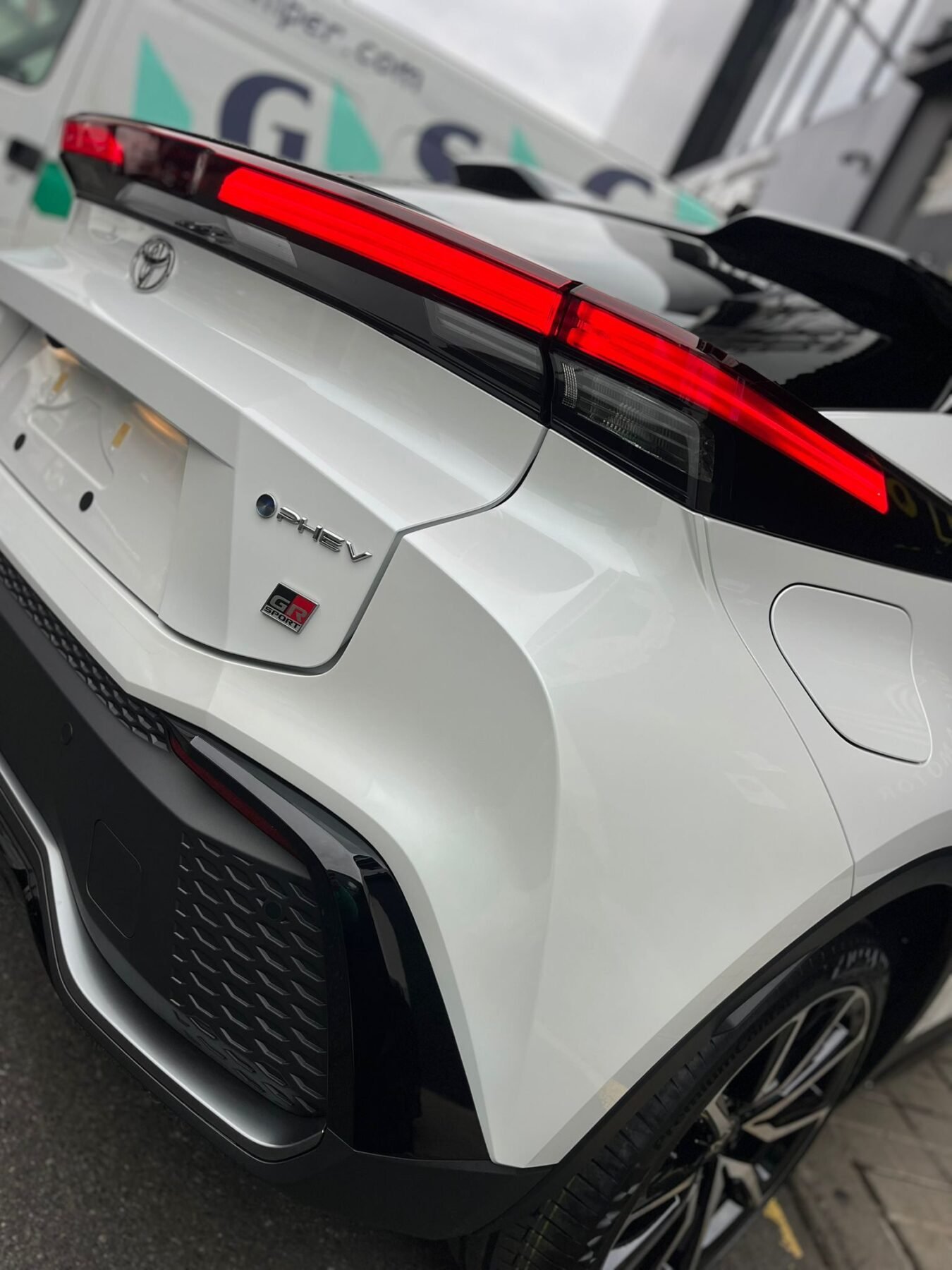 TOYOTA C-HR GR SPORT PLUS