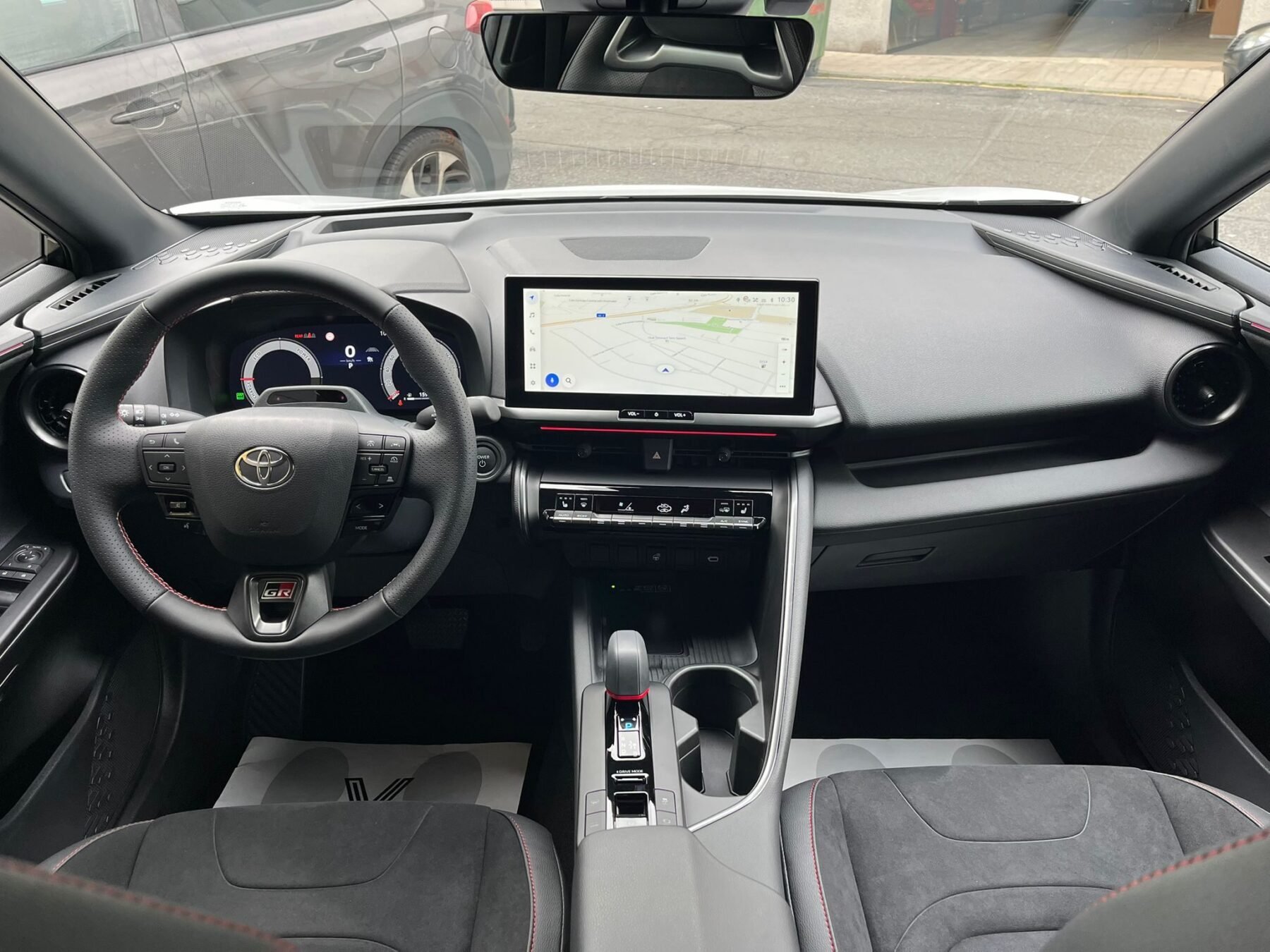 TOYOTA C-HR GR SPORT PLUS