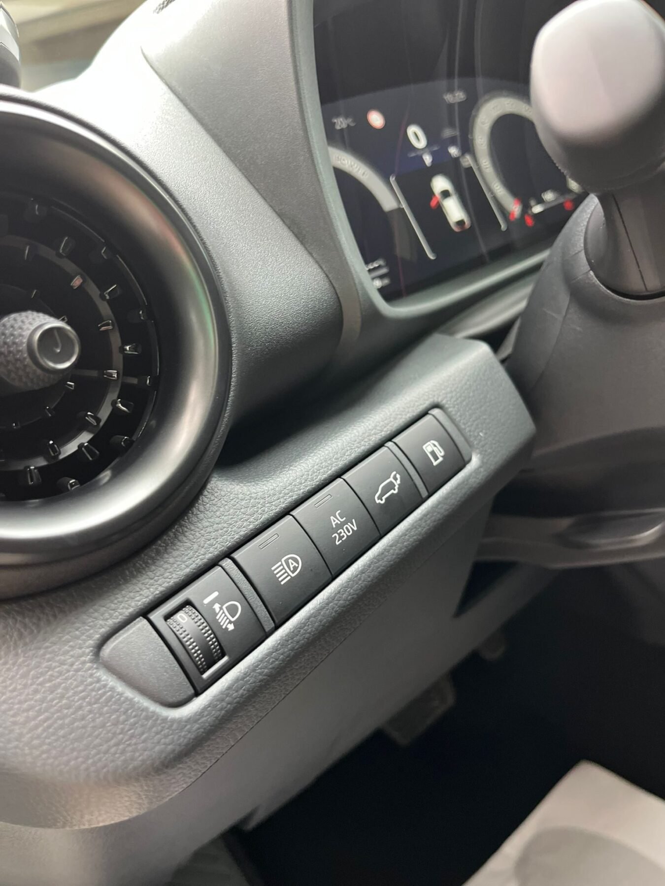 TOYOTA C-HR GR SPORT PLUS