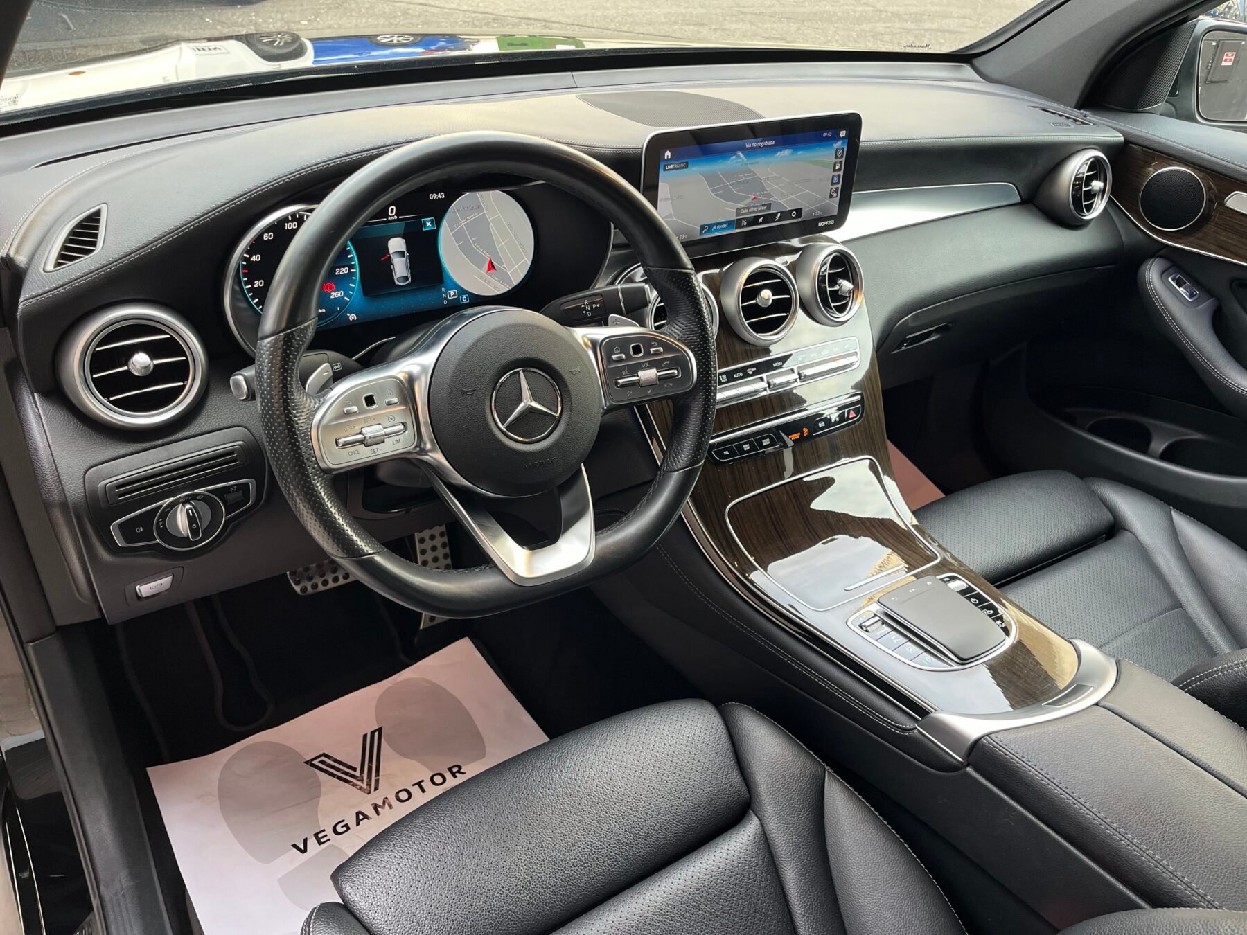 MERCEDES-BENZ GLC Coupé 220d AMG