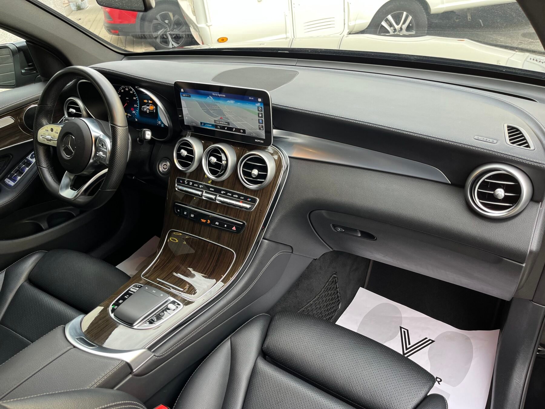 MERCEDES-BENZ GLC Coupé 220d AMG