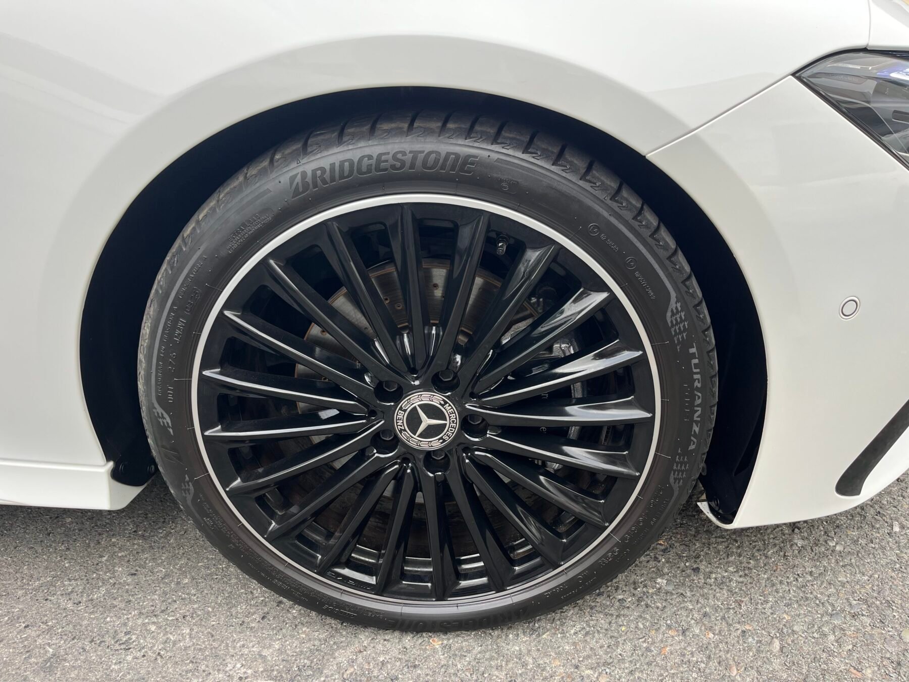 MERCEDES-BENZ CLA 200 AMG