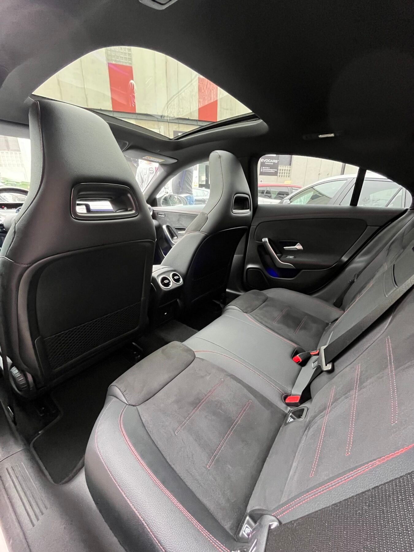 MERCEDES-BENZ CLA 200 AMG