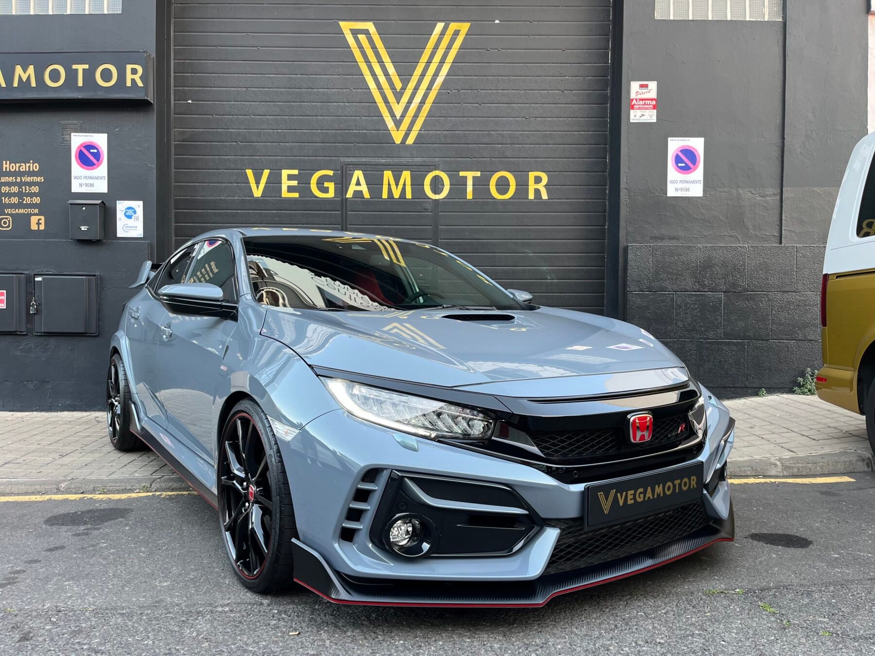 HONDA CIVIC type r fk8