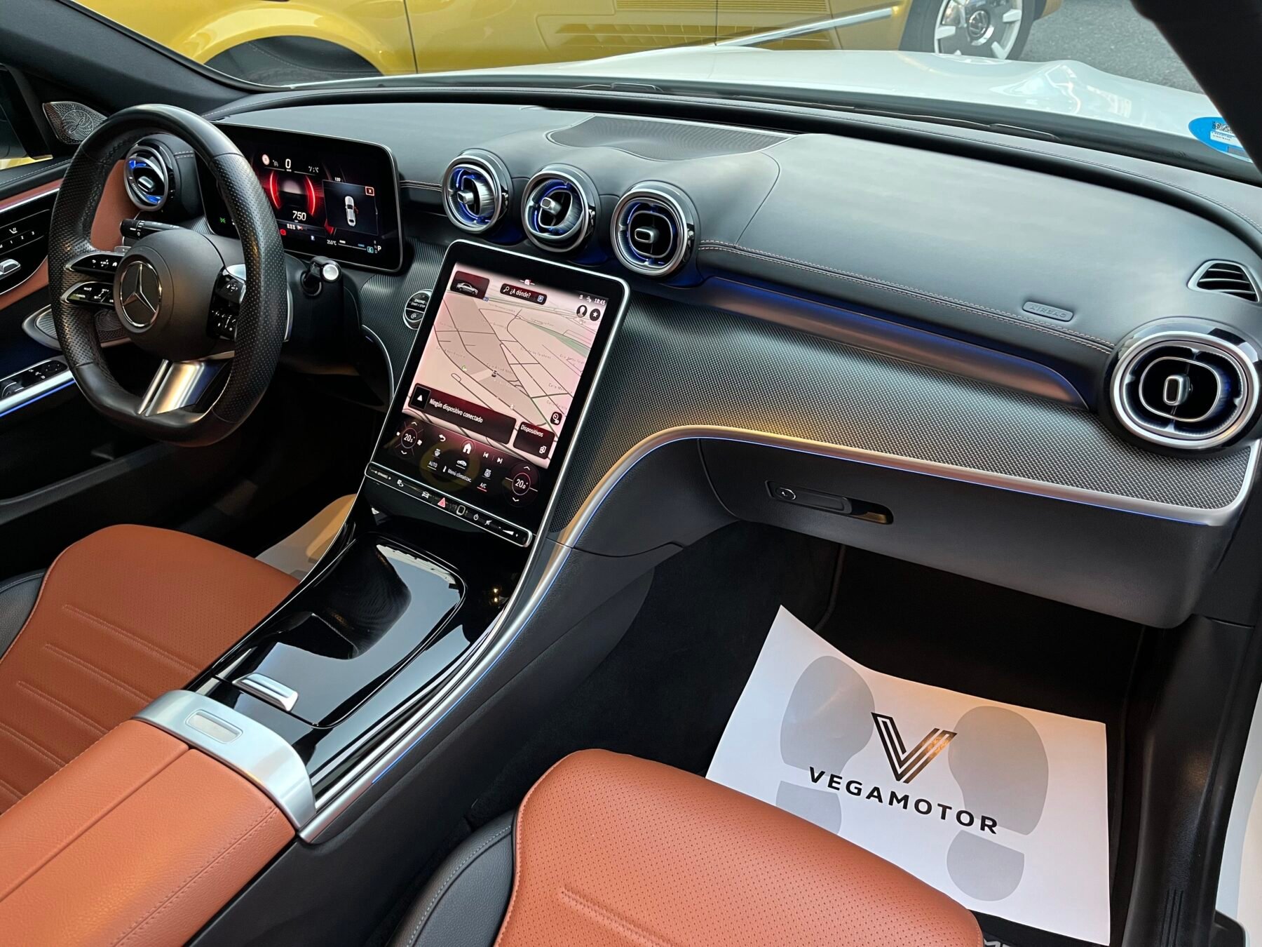 MERCEDES-BENZ Clase C 200d AMG