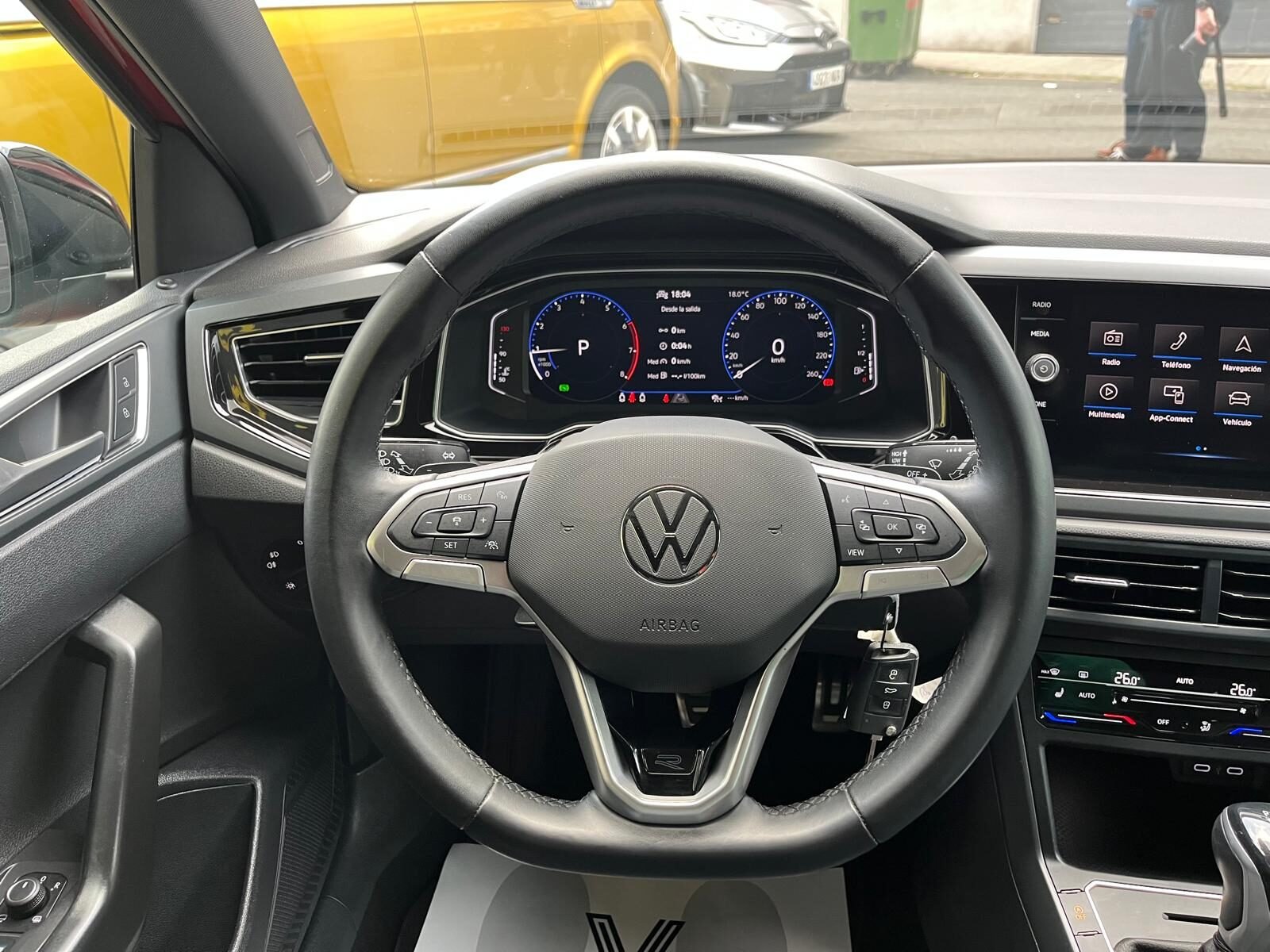 VOLKSWAGEN POLO R line 