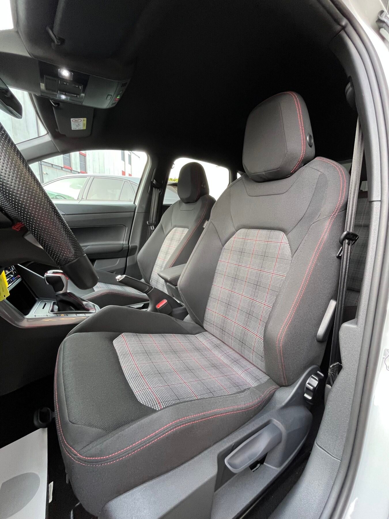 VOLKSWAGEN POLO GTI DSG