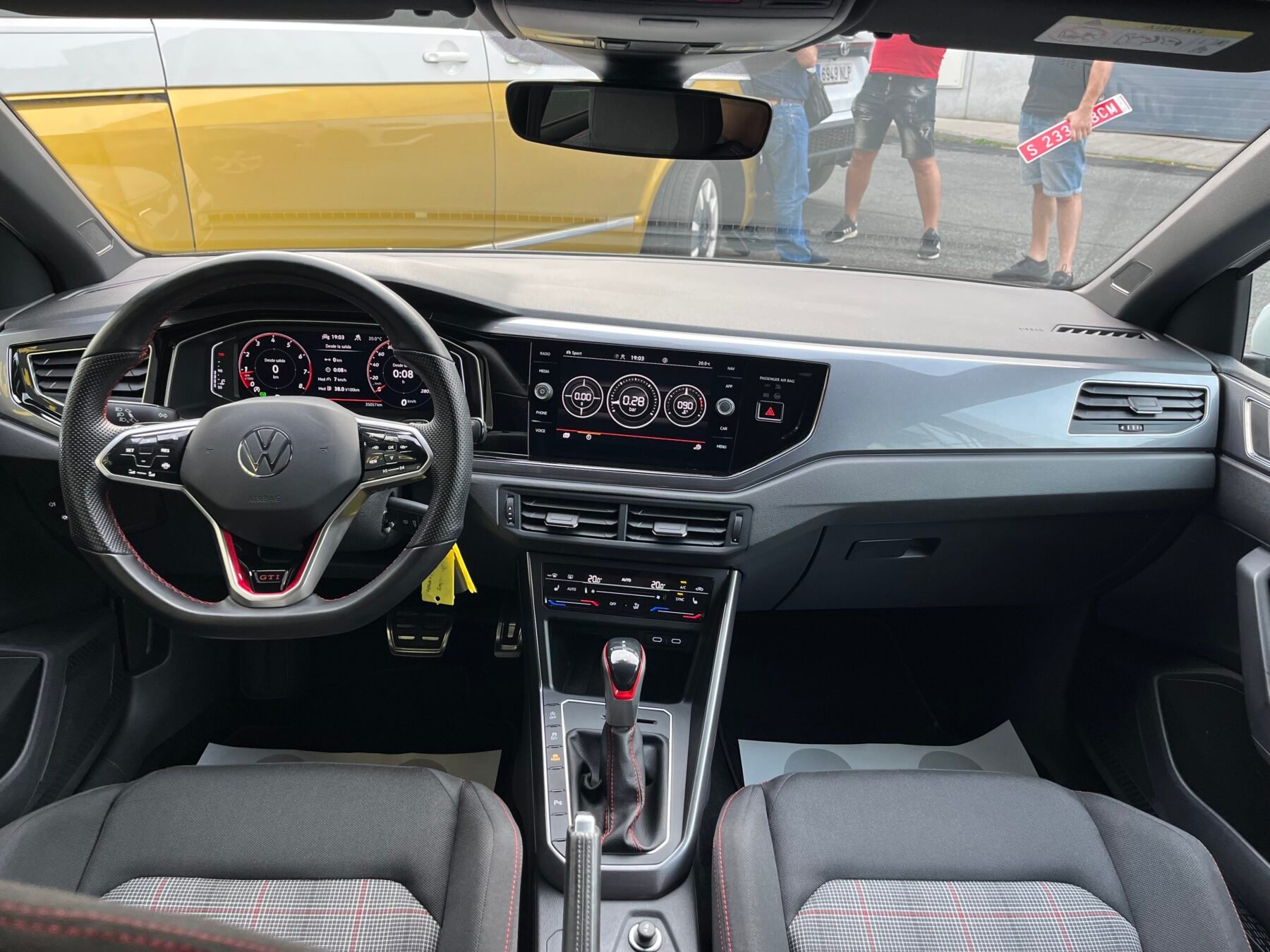 VOLKSWAGEN POLO GTI DSG