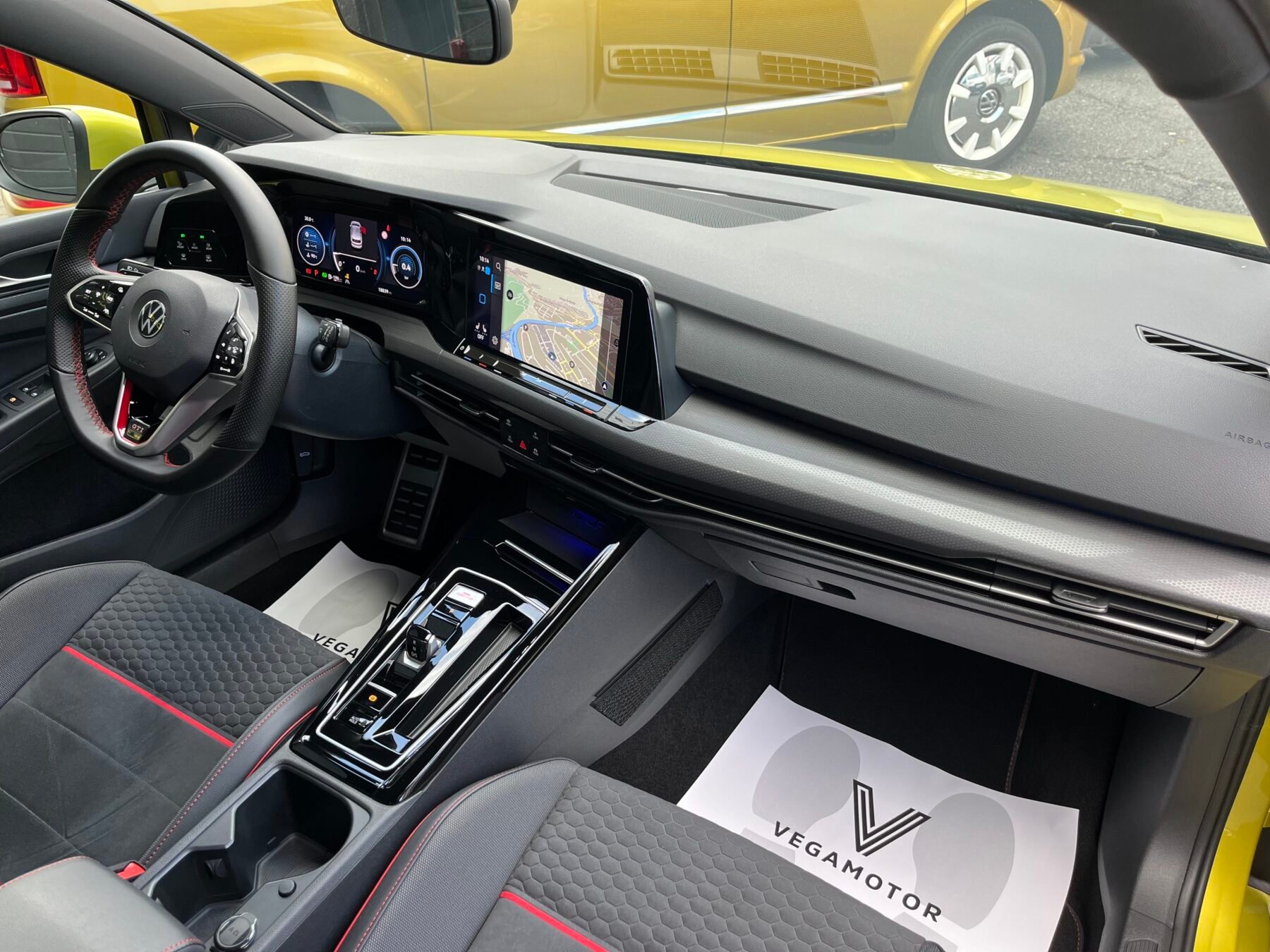 VOLKSWAGEN GOLF GTI CLUBSPORT 