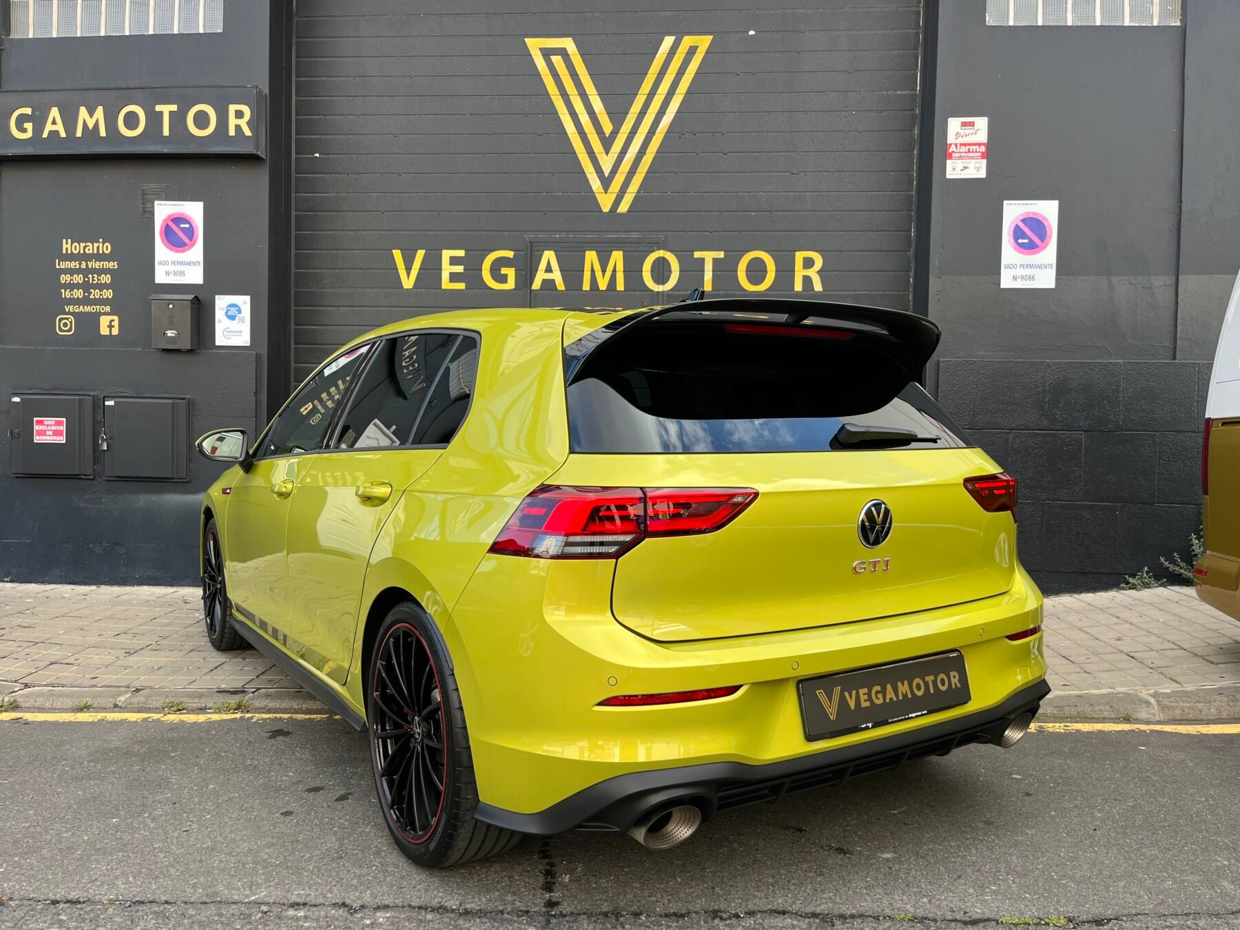 VOLKSWAGEN GOLF GTI CLUBSPORT 