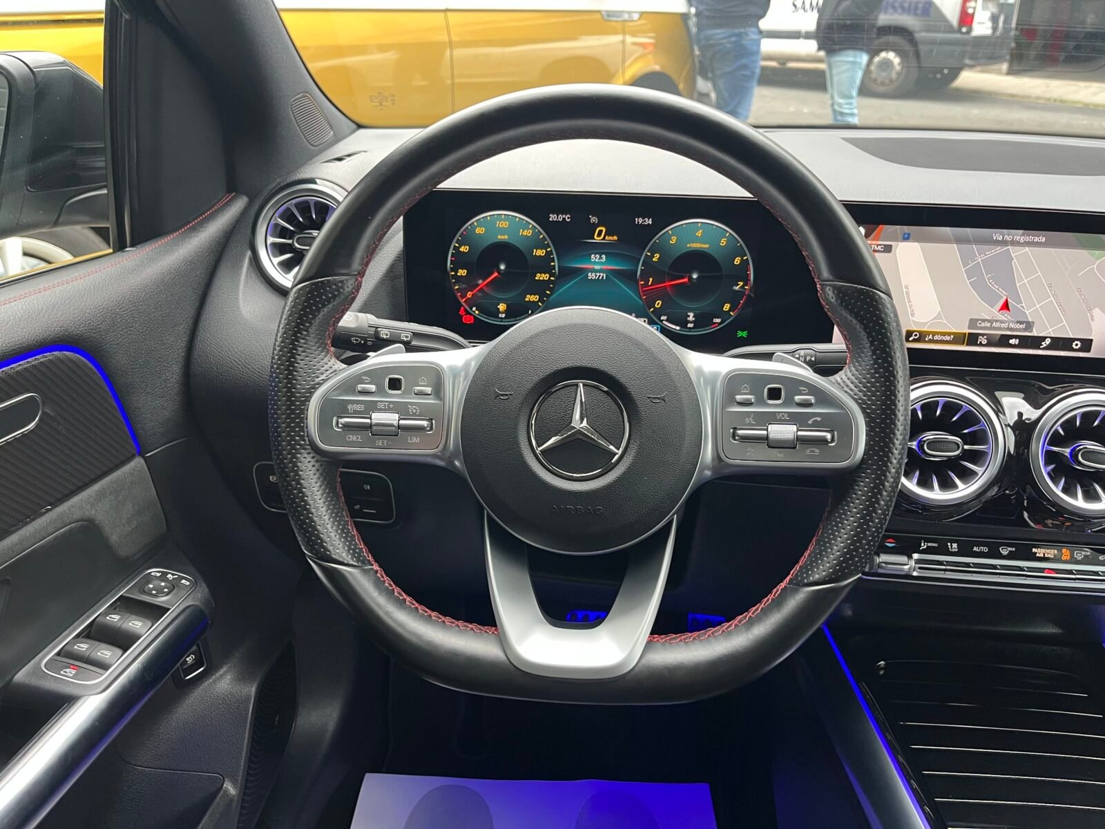 MERCEDES-BENZ CLASE B 180 AMG