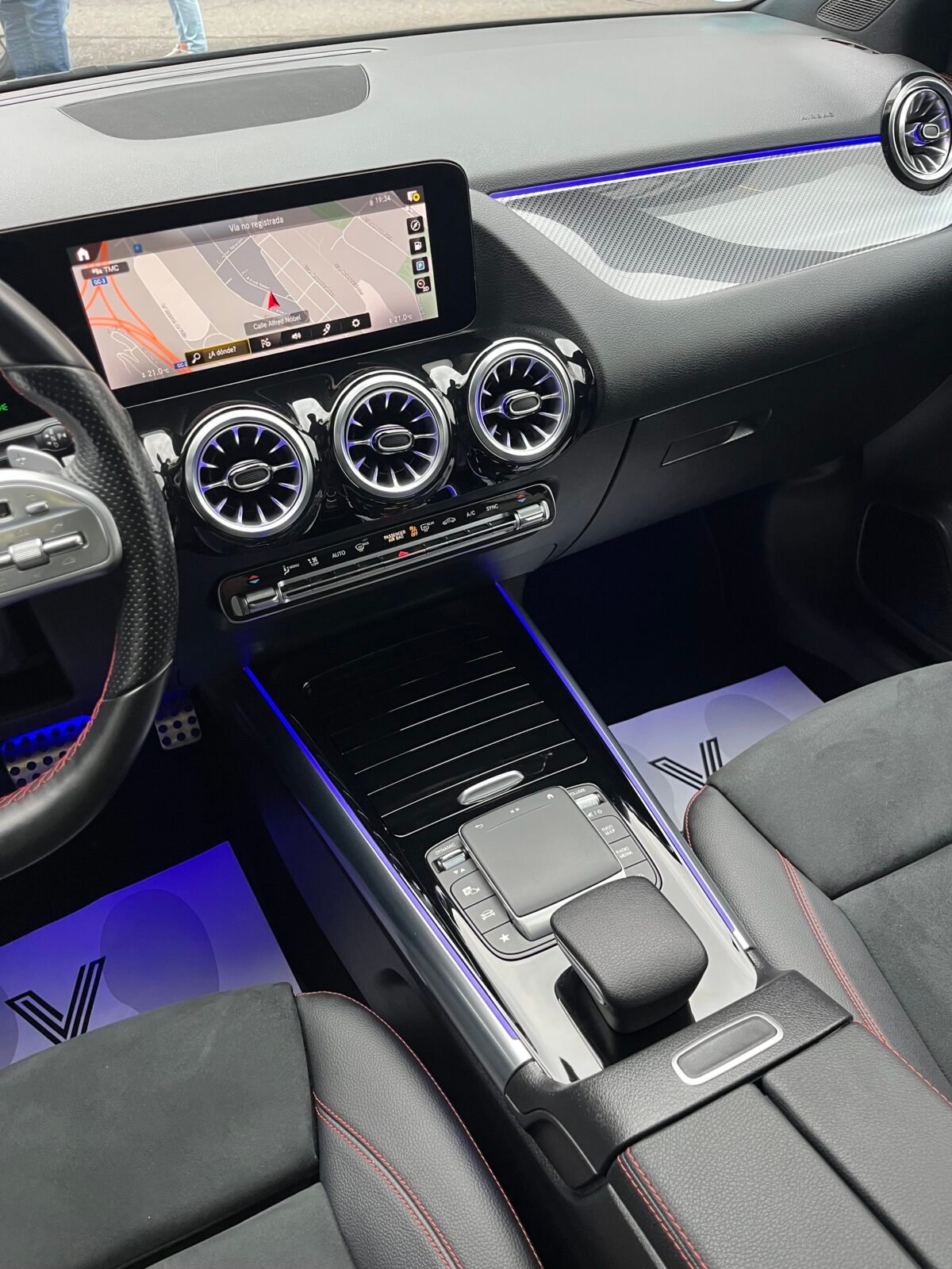 MERCEDES-BENZ CLASE B 180 AMG