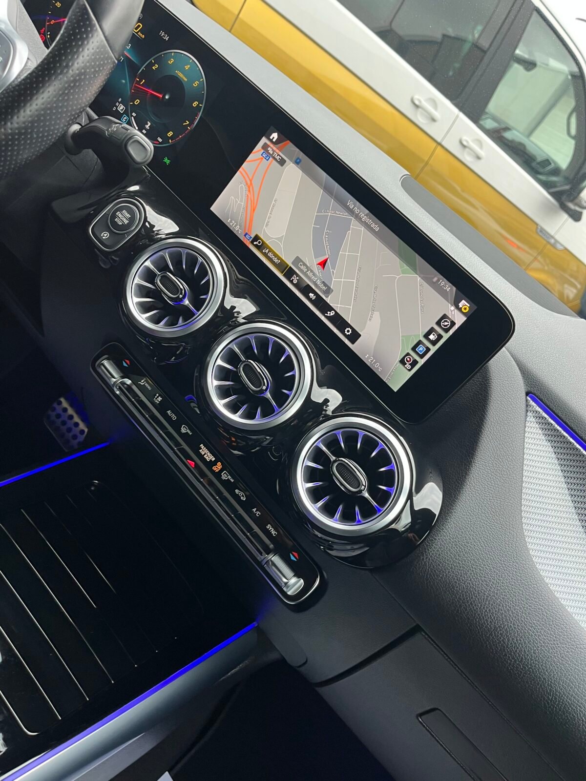 MERCEDES-BENZ CLASE B 180 AMG