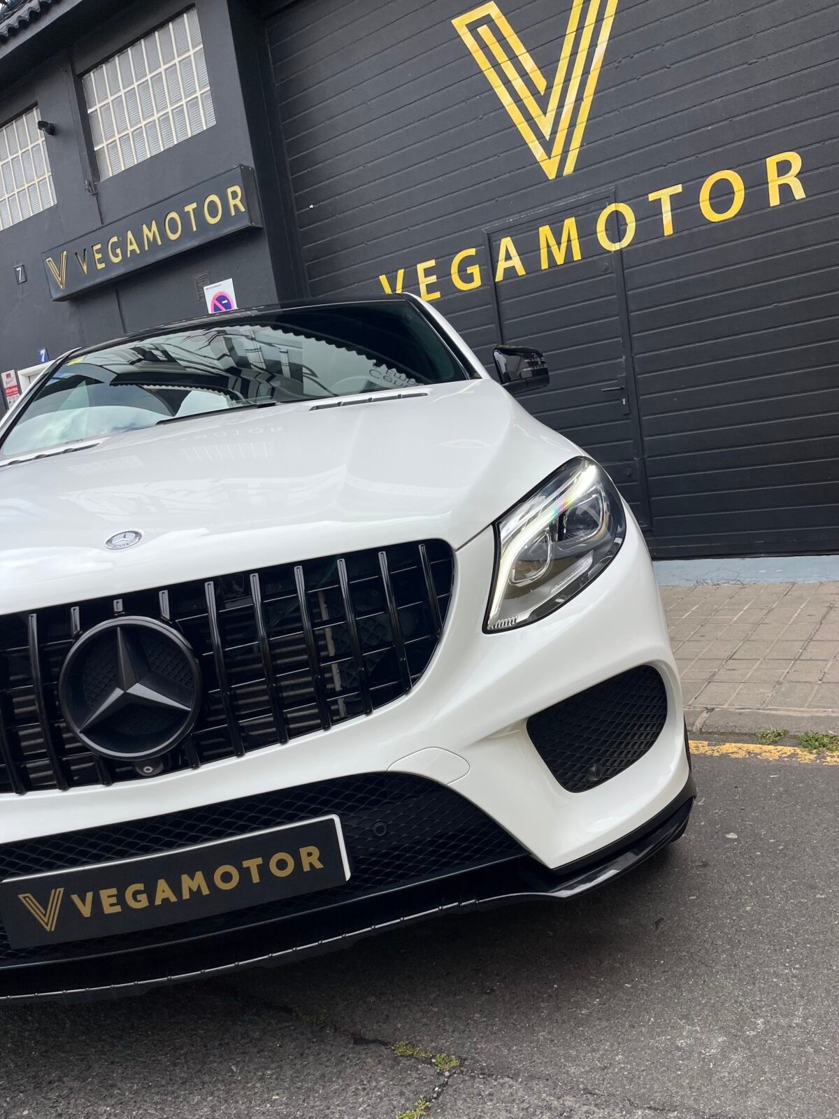 MERCEDES-BENZ GLE COUPE 350D AMG