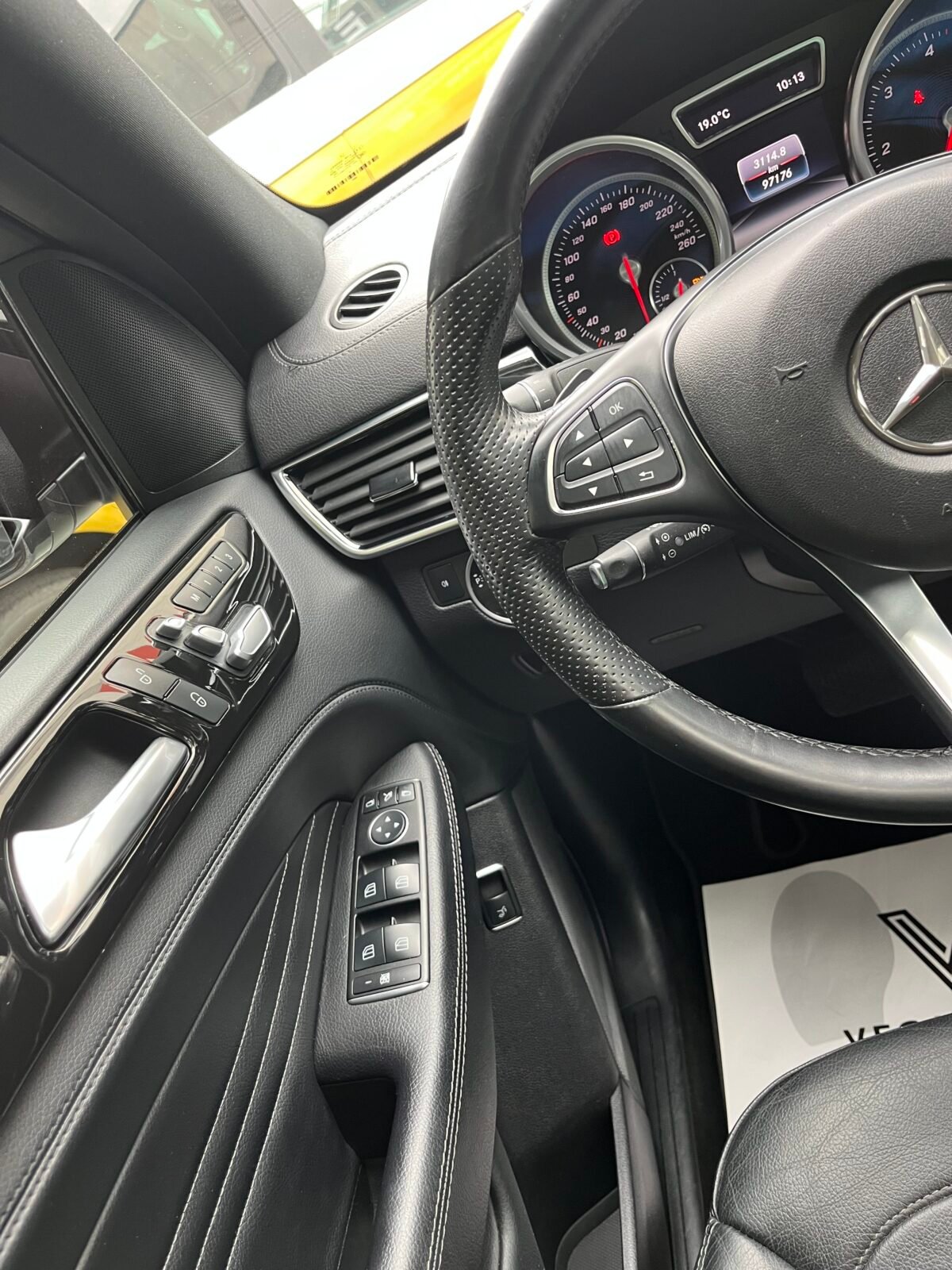 MERCEDES-BENZ GLE COUPE 350D AMG