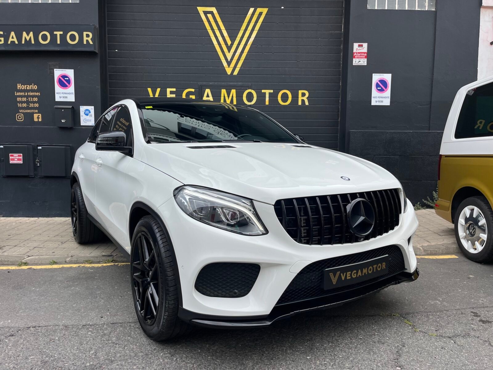 MERCEDES-BENZ GLE COUPE 350D AMG