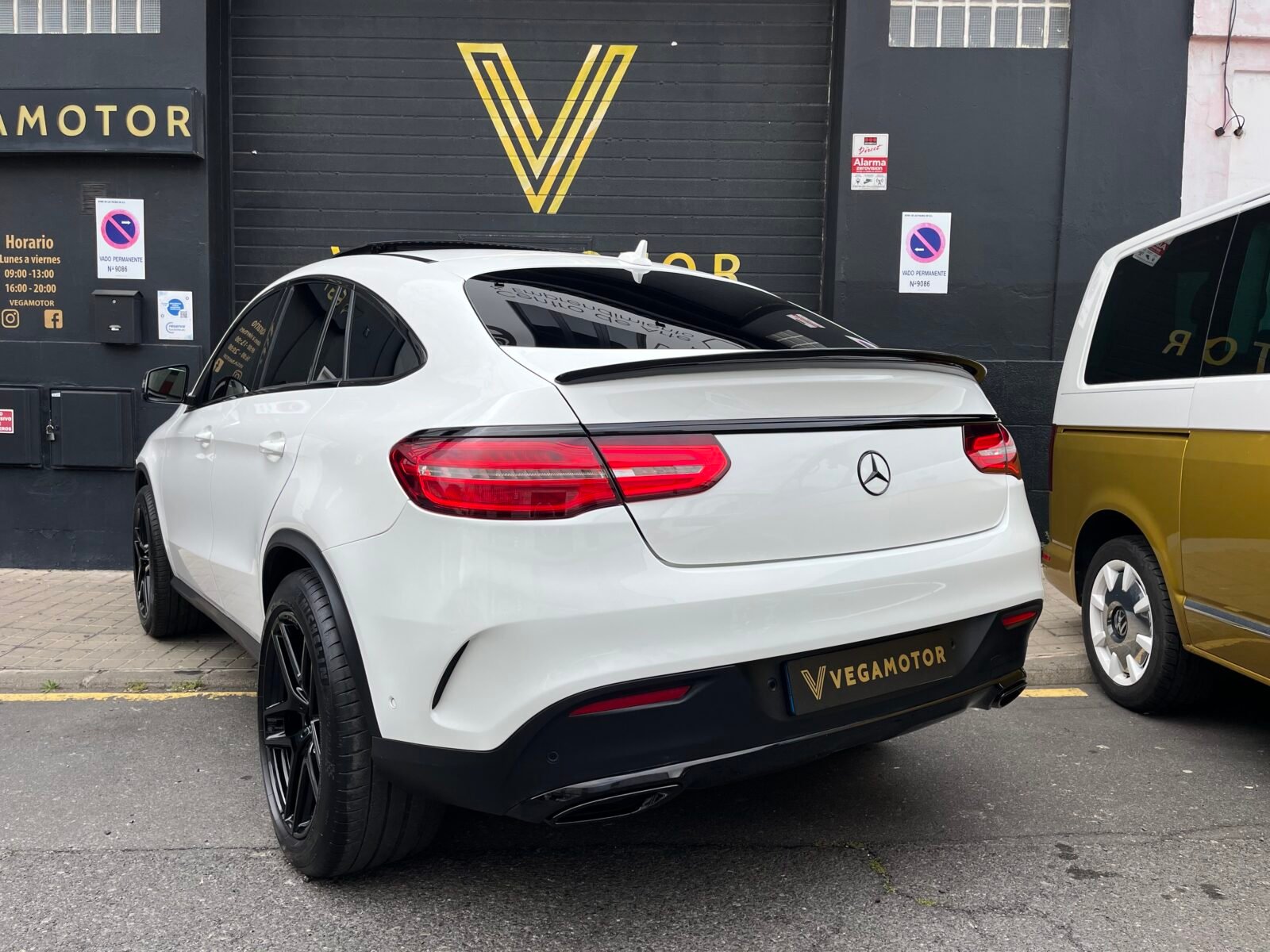 MERCEDES-BENZ GLE COUPE 350D AMG