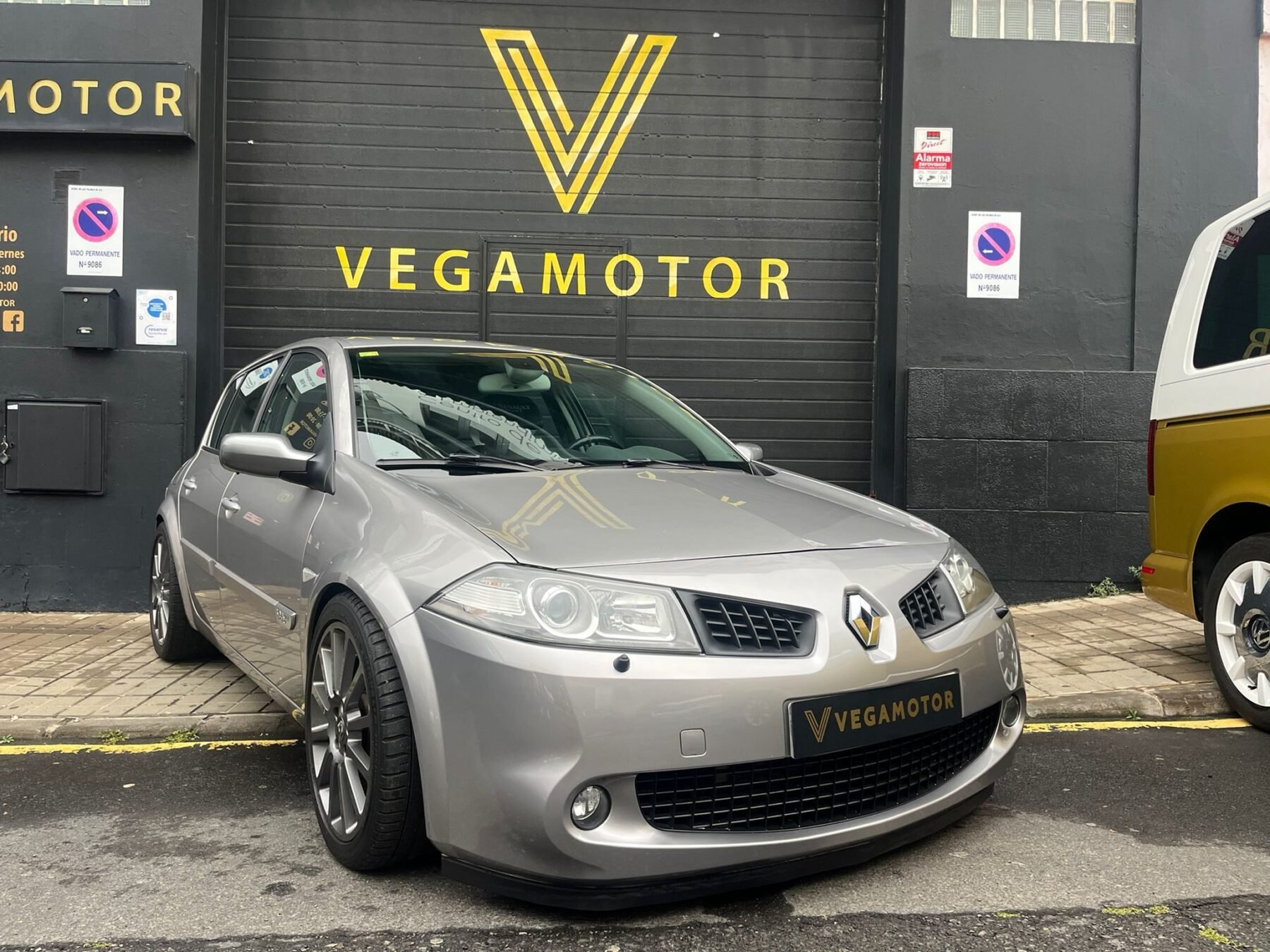 RENAULT Megane SPORT 2.0T