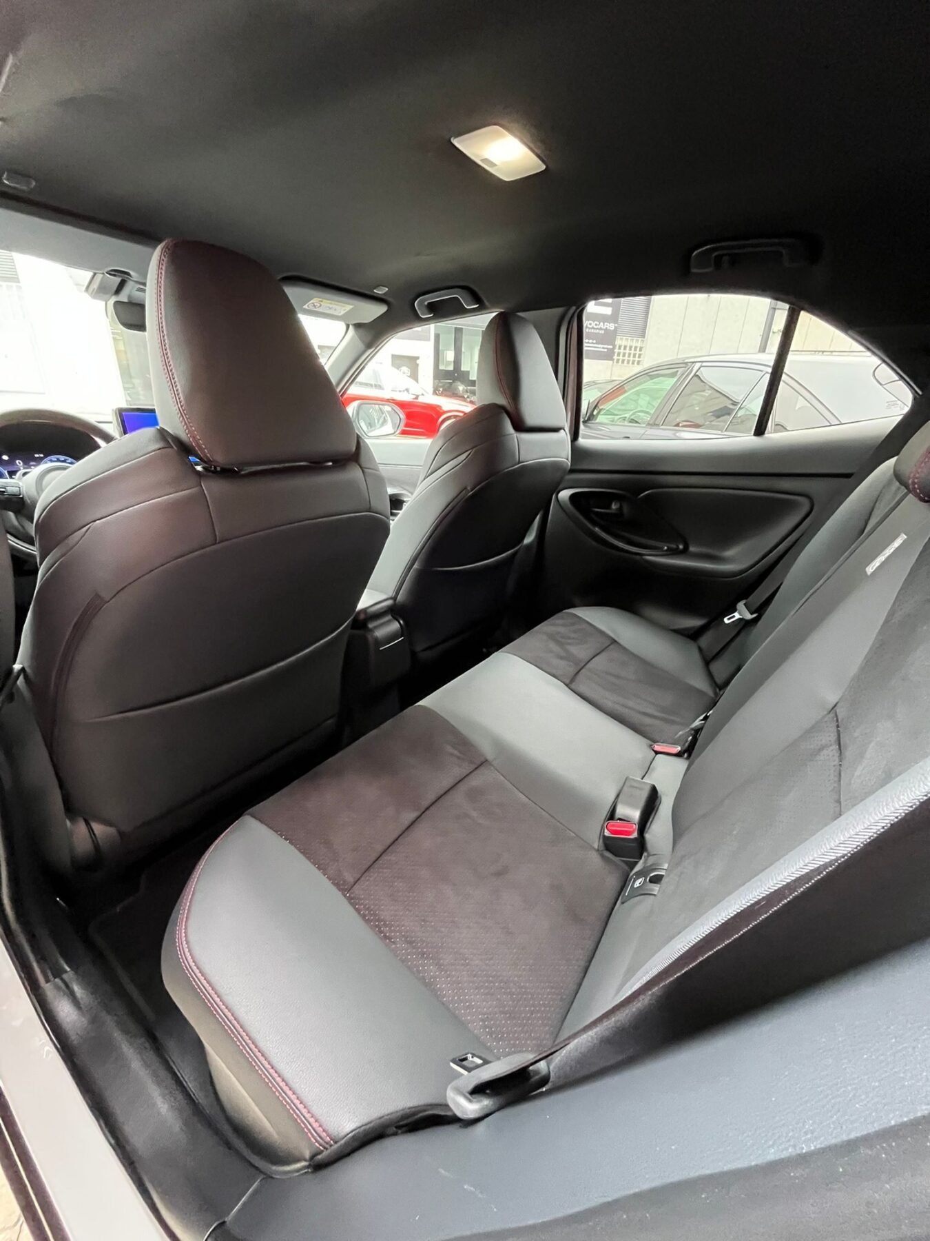 TOYOTA YARIS CROSS GR SPORT PLUS 