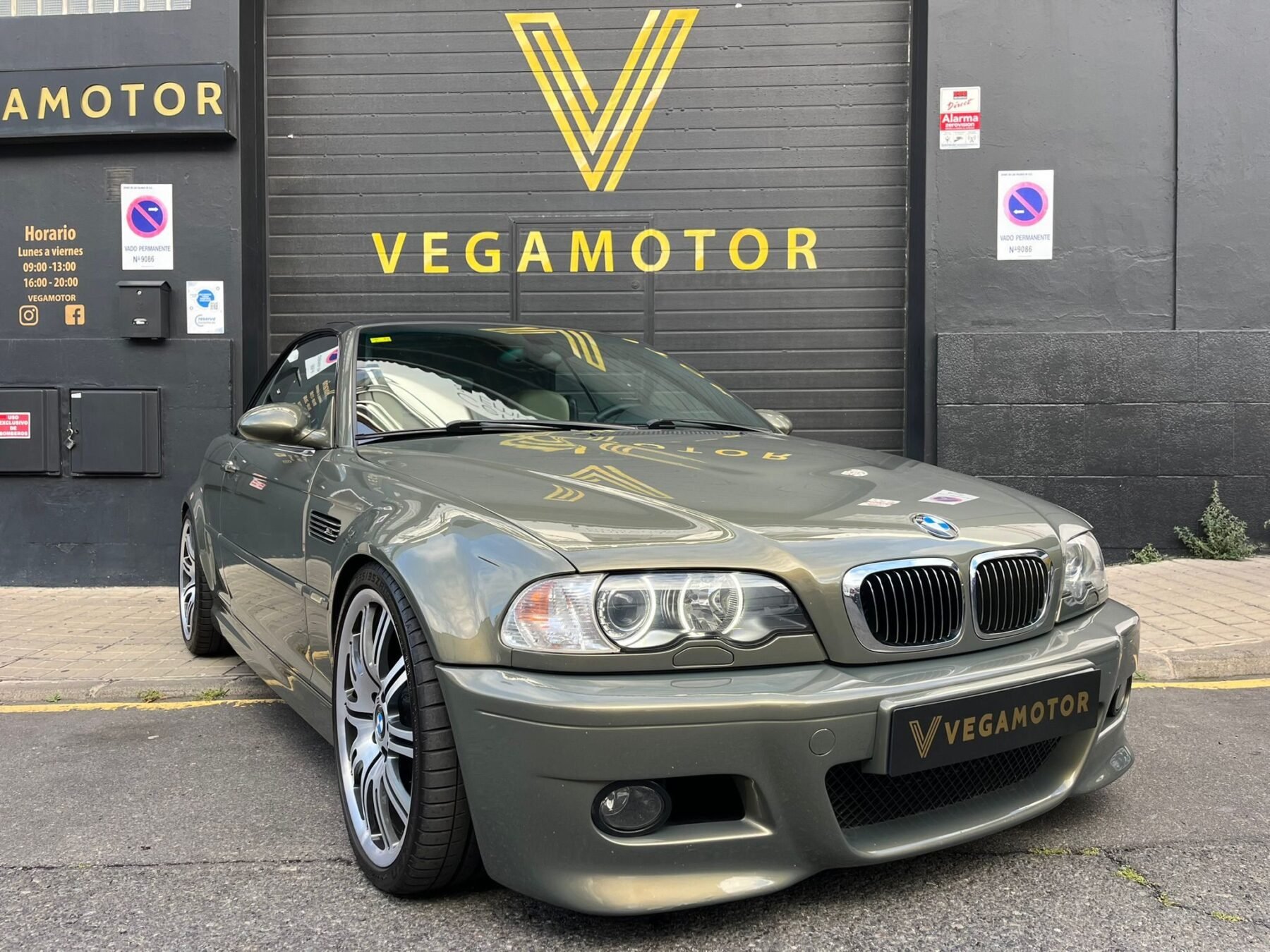 BMW M3 CABRIO INDIVIDUAL 