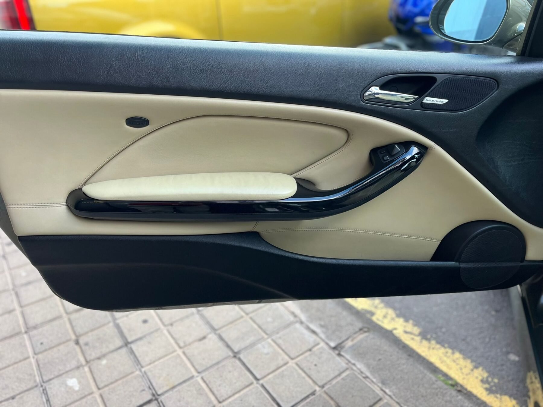 BMW M3 CABRIO INDIVIDUAL 