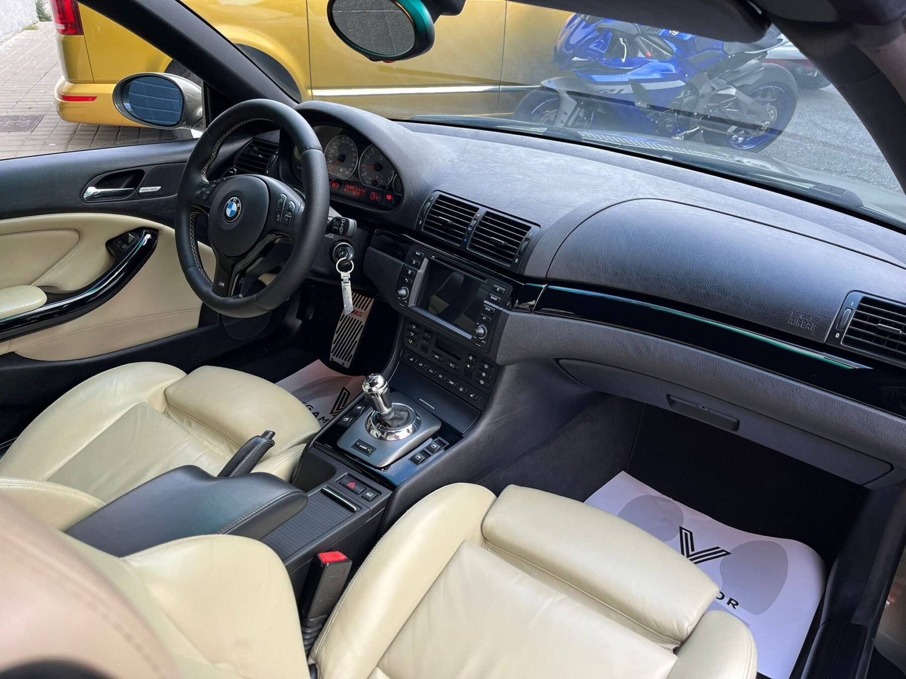 BMW M3 CABRIO INDIVIDUAL 