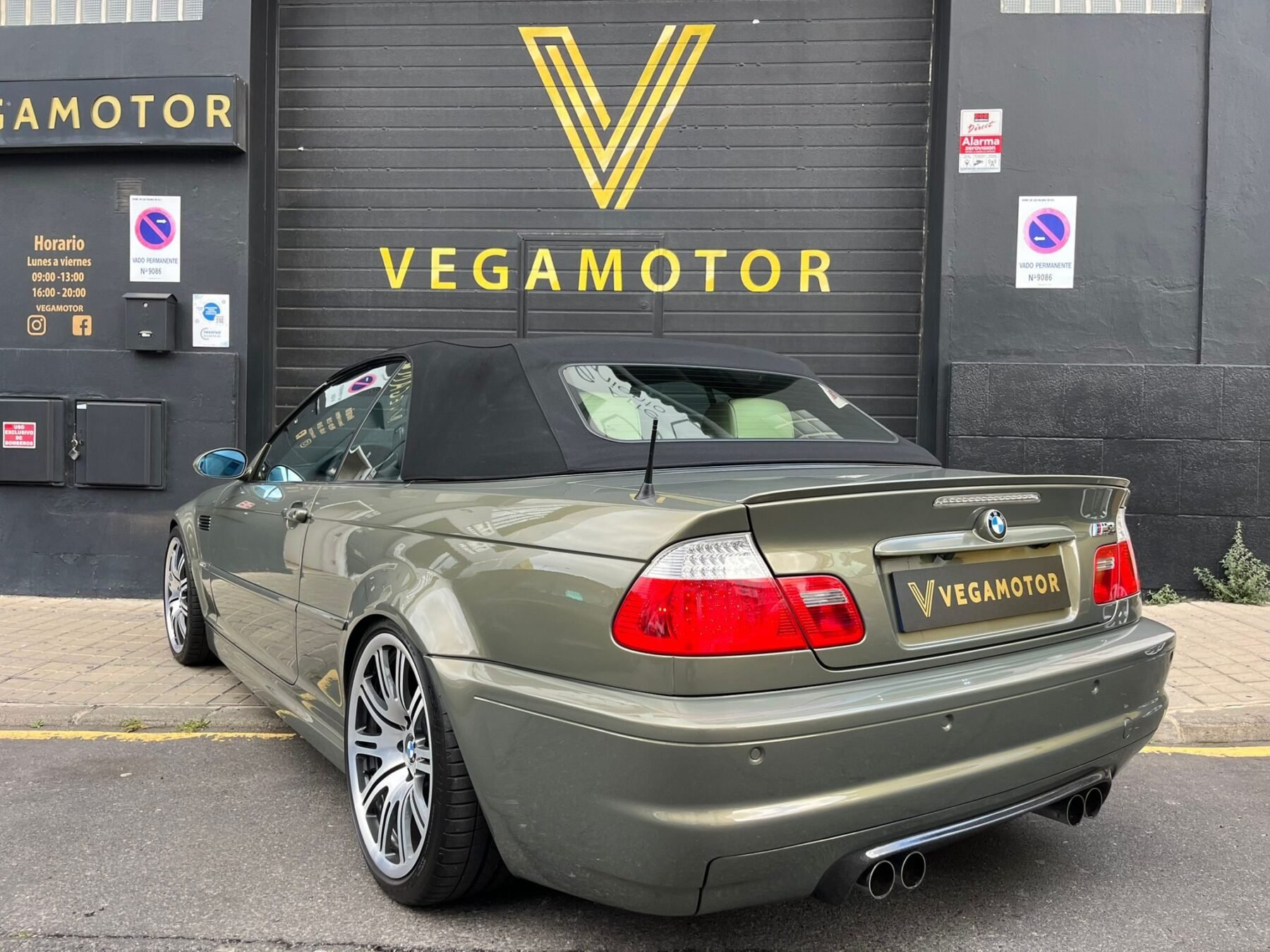 BMW M3 CABRIO INDIVIDUAL 