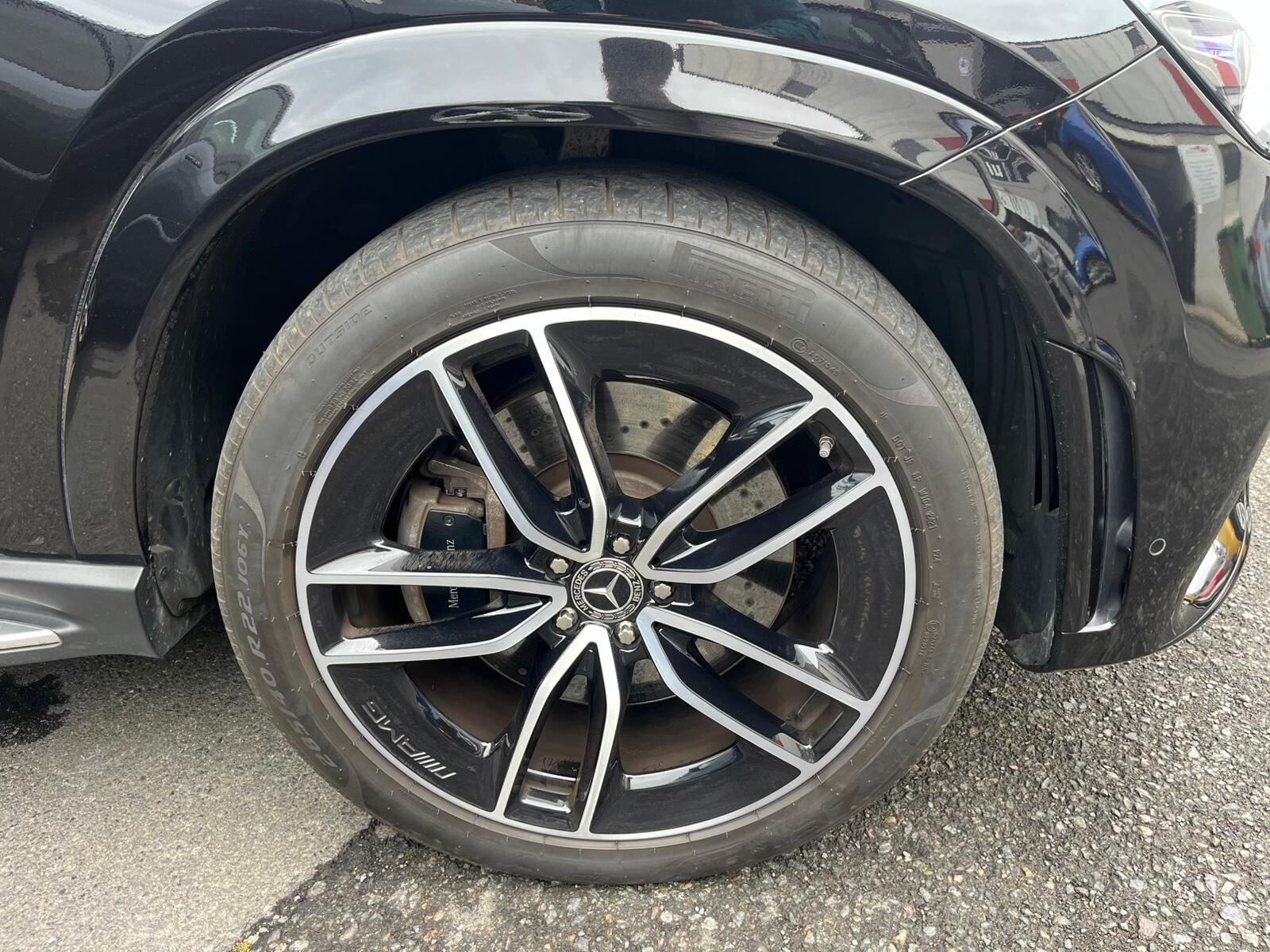 MERCEDES-BENZ GLE 350e AMG 