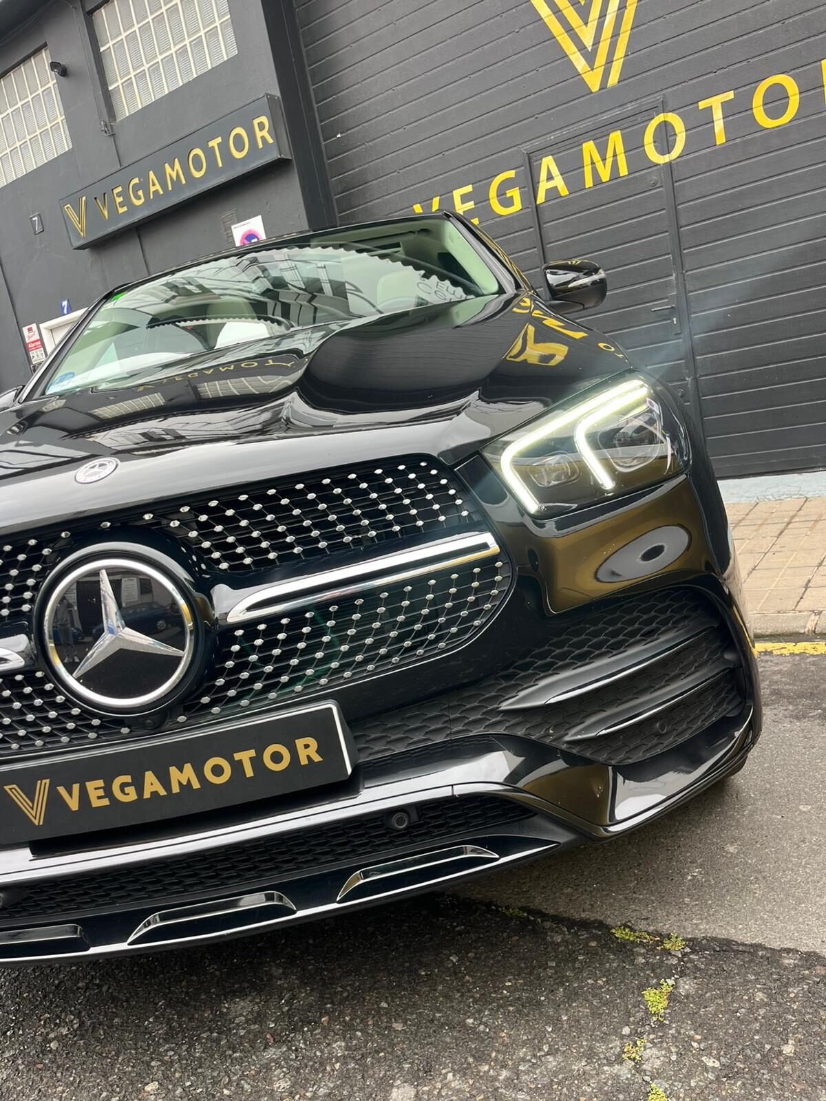 MERCEDES-BENZ GLE 350e AMG 