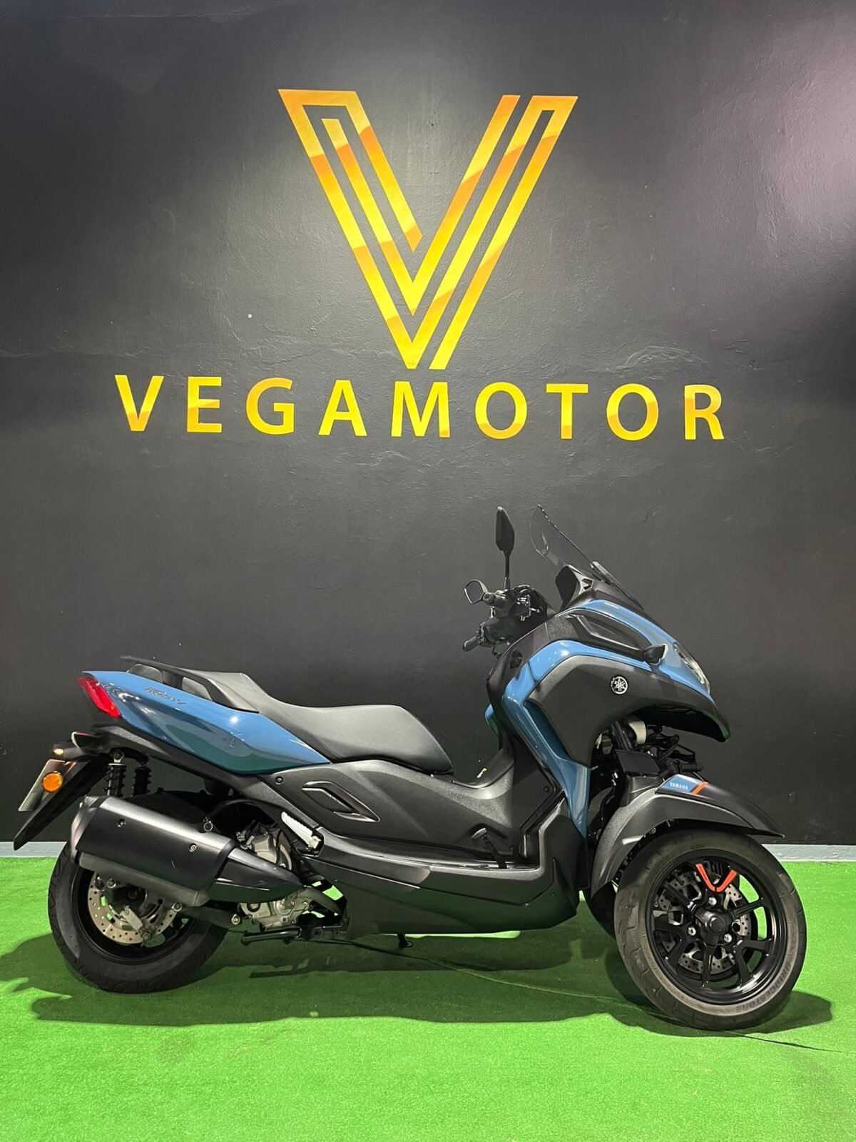 YAMAHA TRICITY
