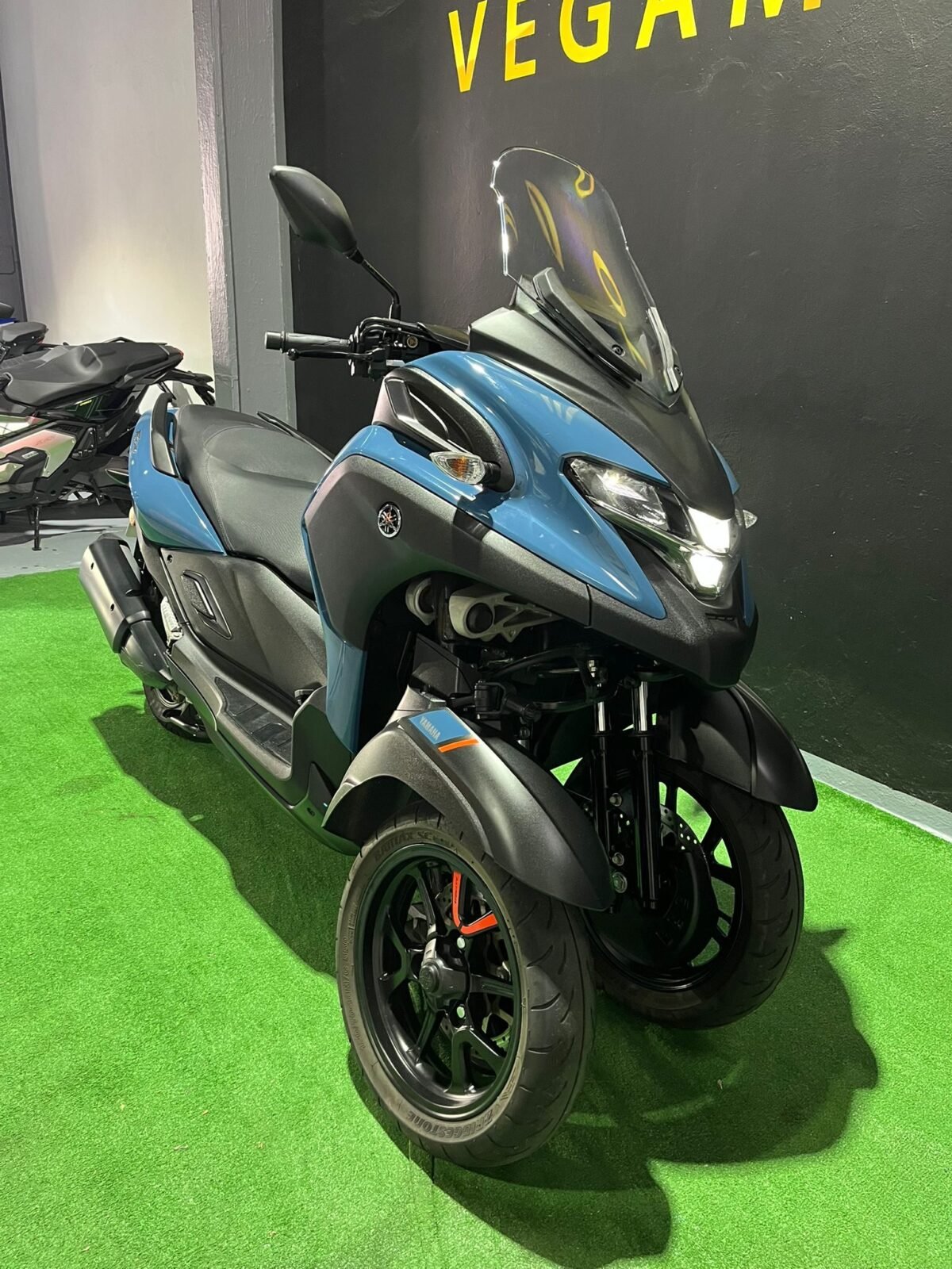 YAMAHA TRICITY