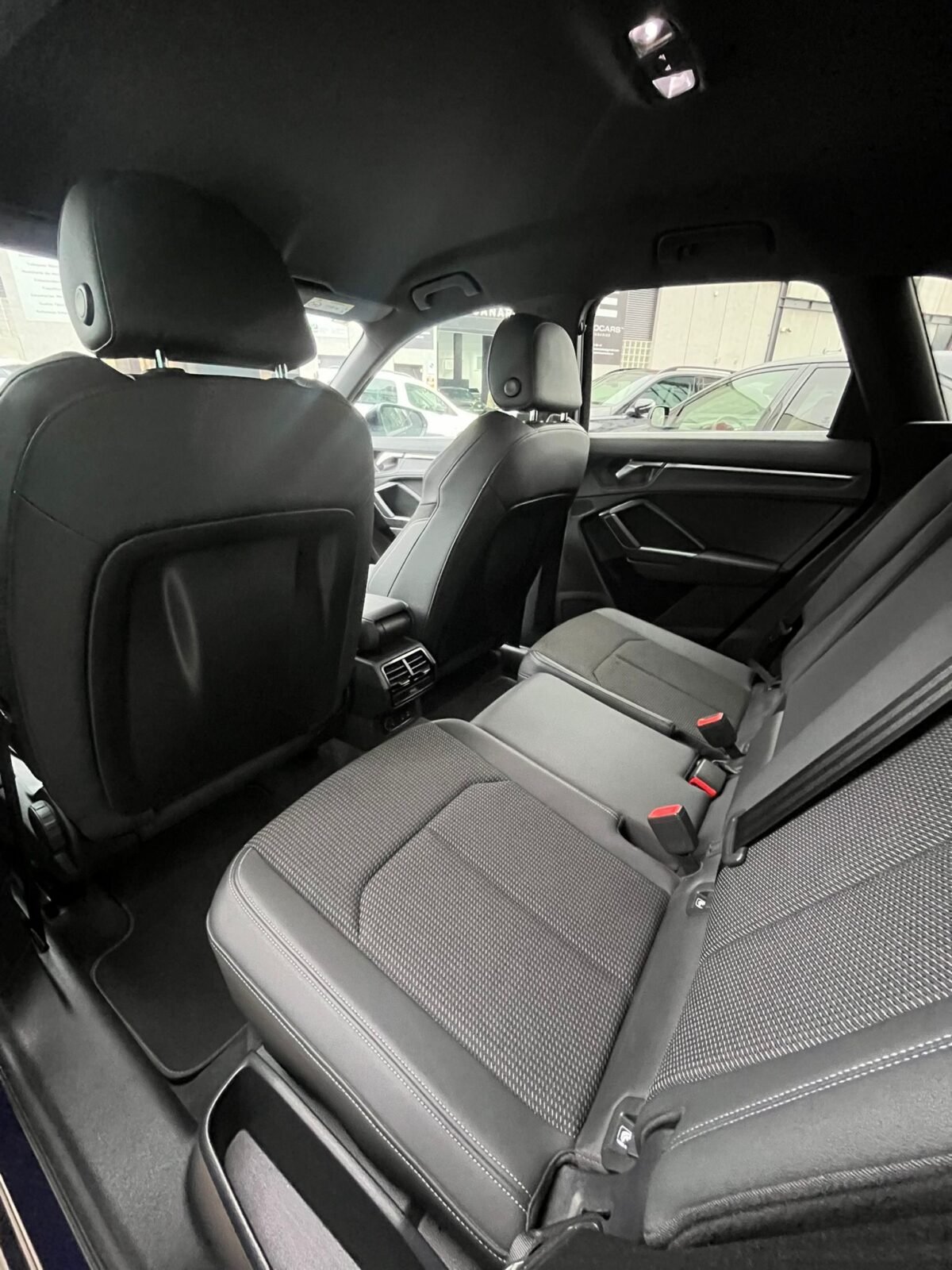 AUDI Q3 E-TRON