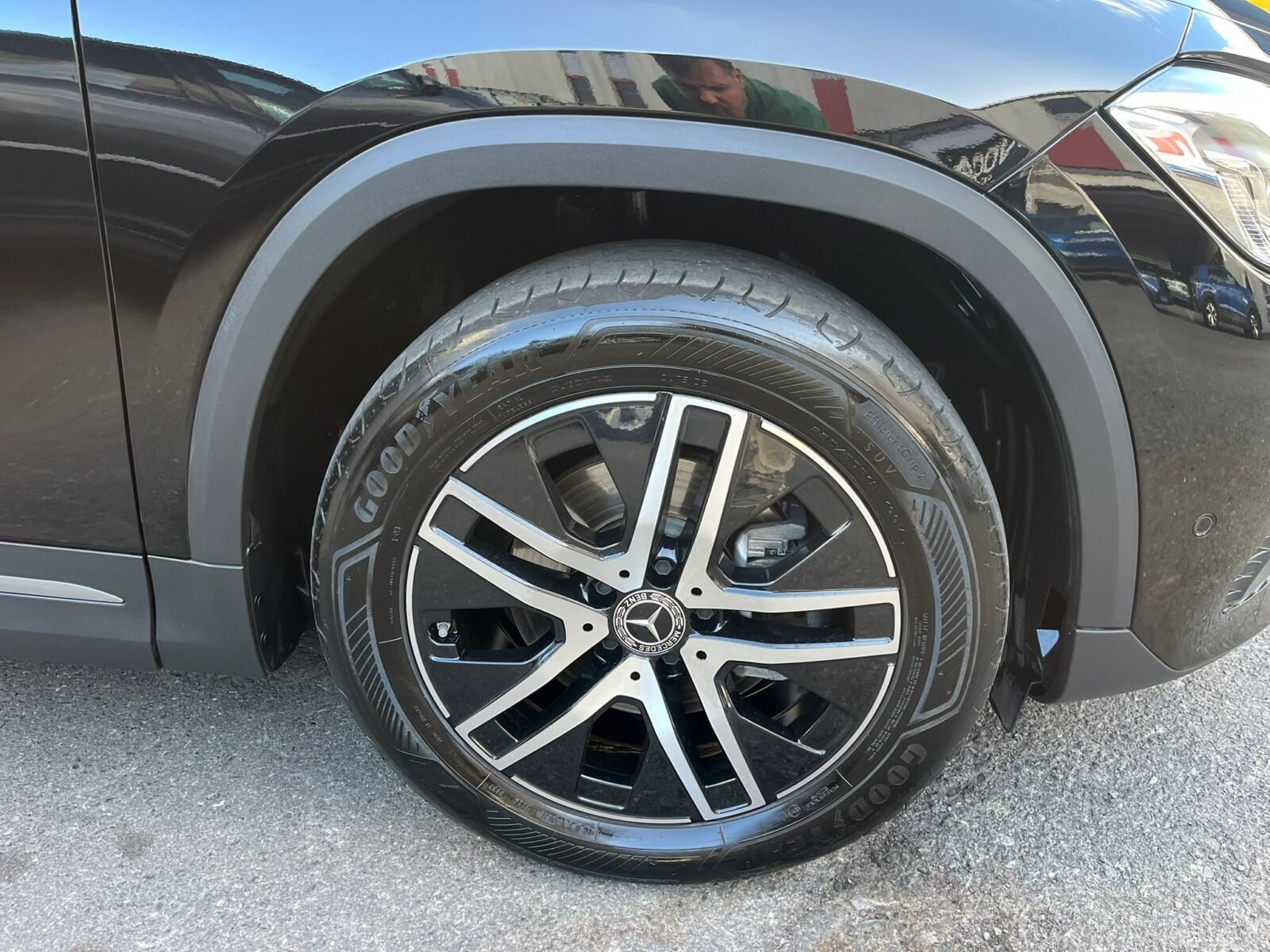 MERCEDES-BENZ GLA 200D
