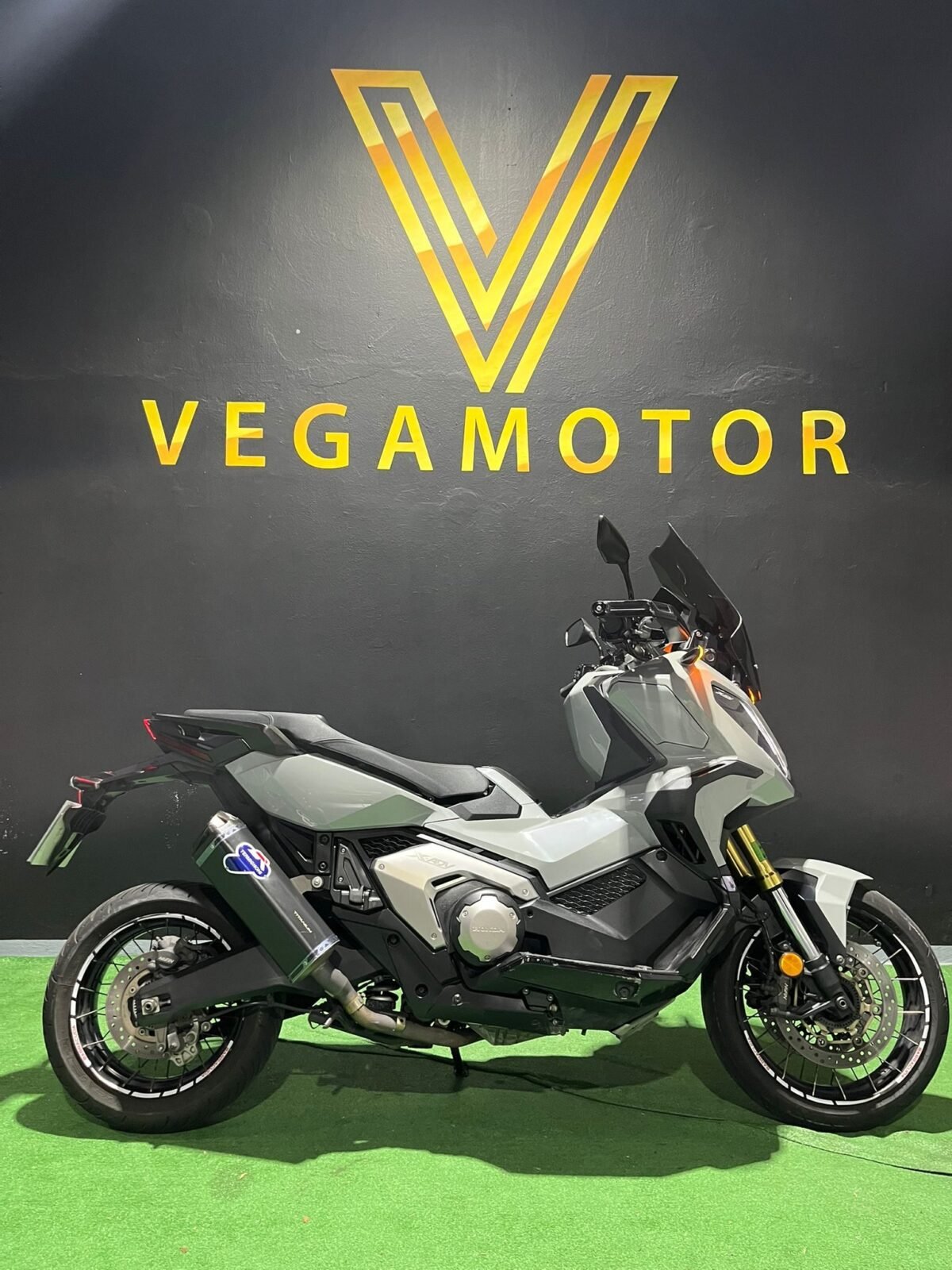 HONDA XADV