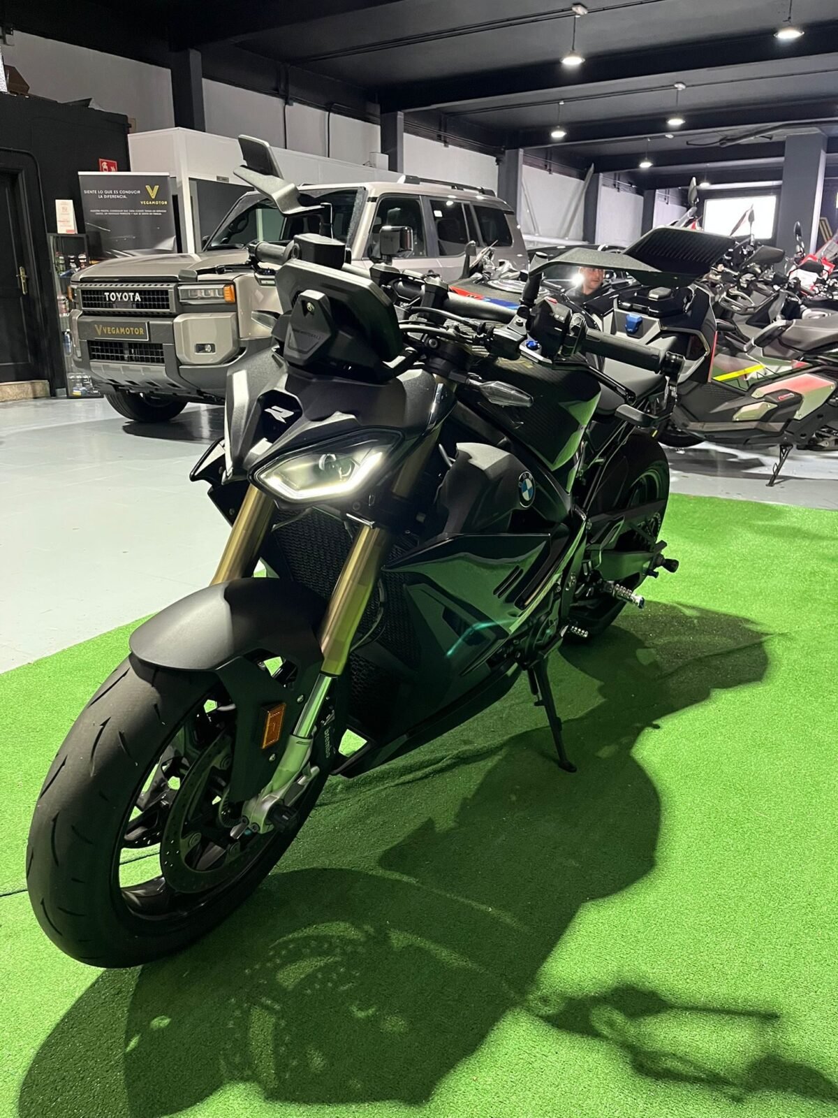 BMW S 1000 RR