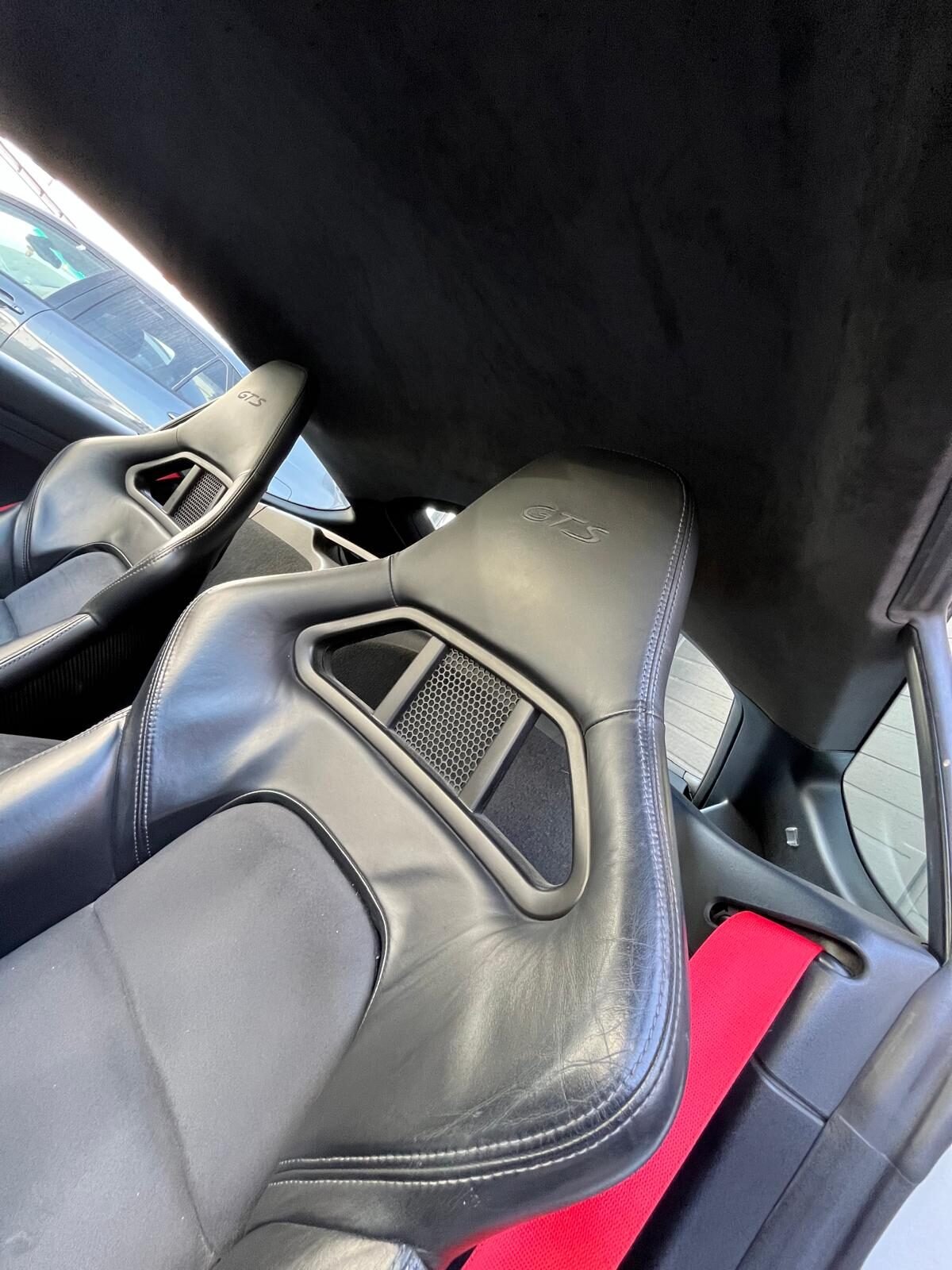 PORSCHE 718 Cayman GTS
