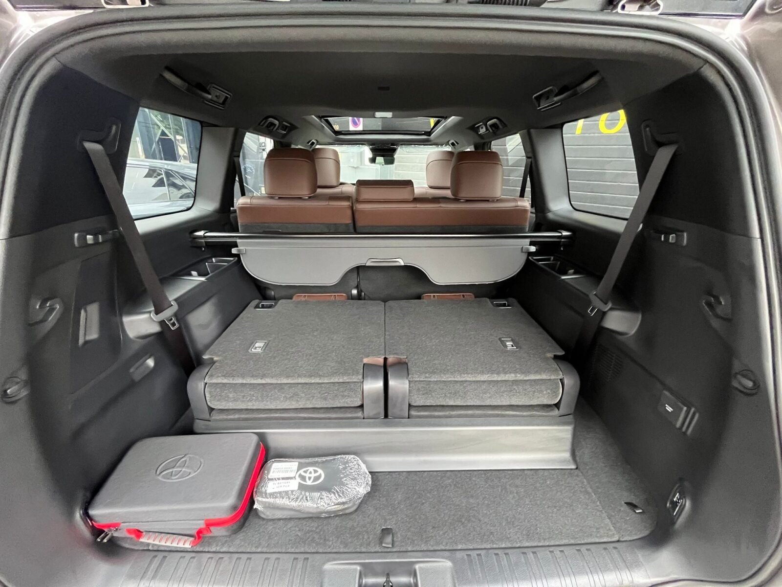 TOYOTA LAND CRUISER 250 HYBRID 48V VXL 7P