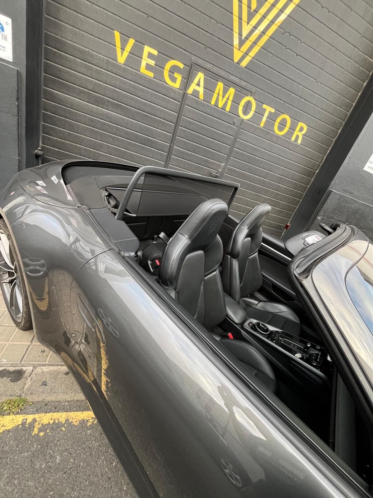 PORSCHE 911 CARRERA S CABRIO 