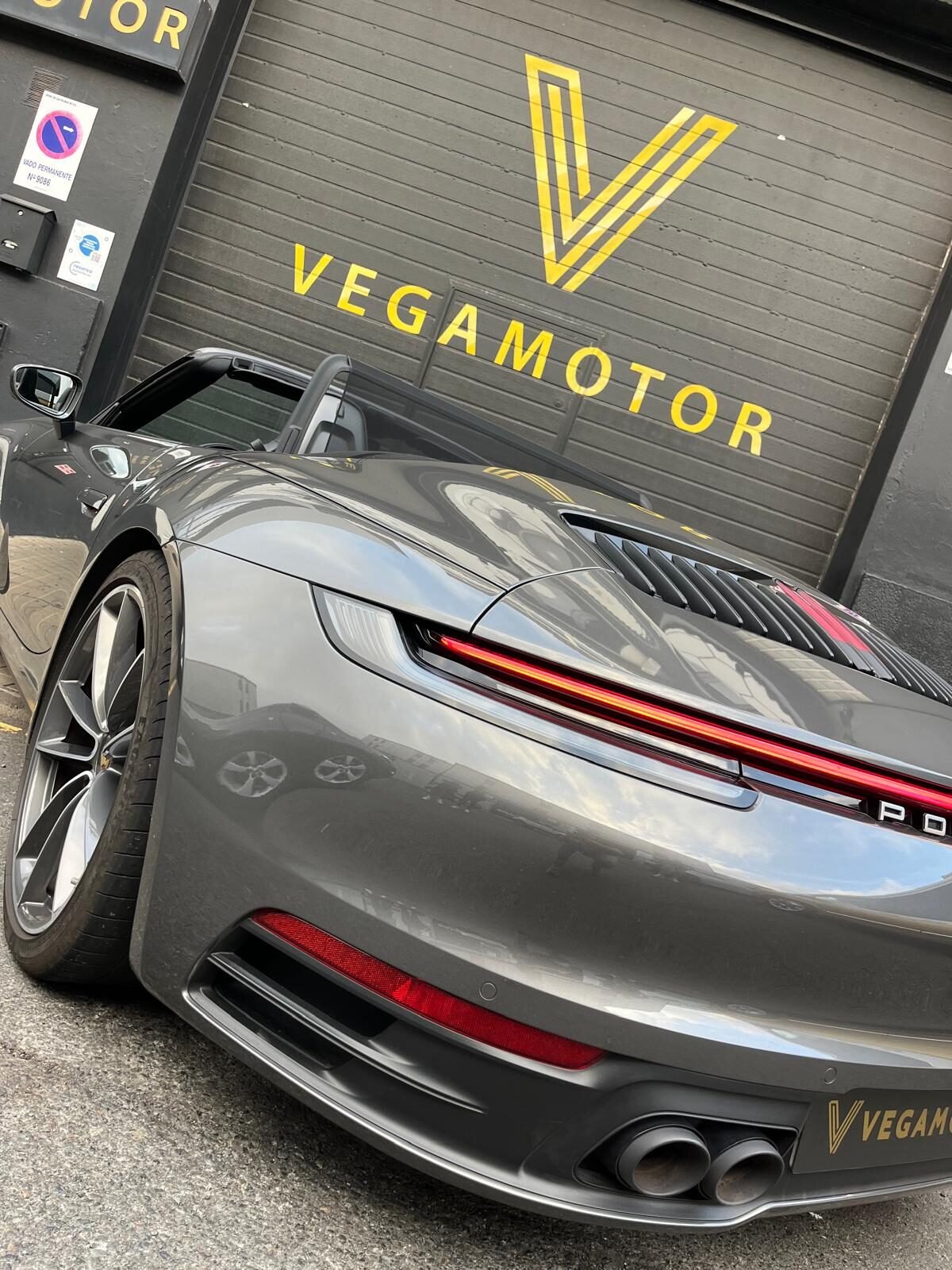 PORSCHE 911 CARRERA S CABRIO 