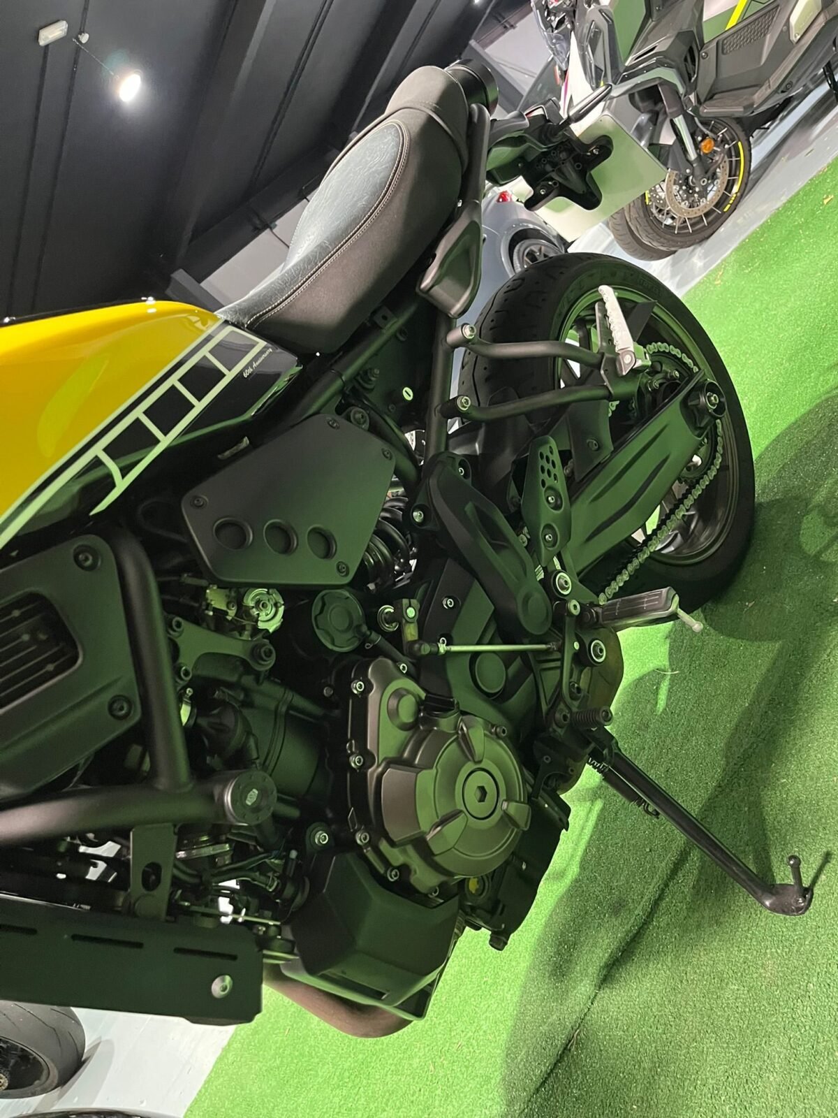 YAMAHA XSR 700
