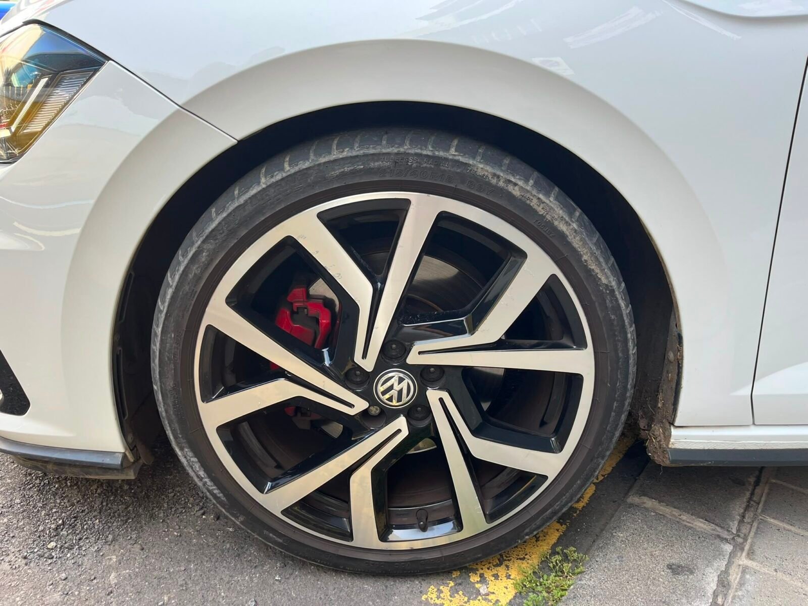 VOLKSWAGEN POLO GTI