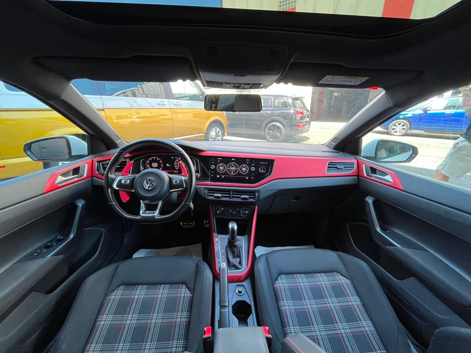 VOLKSWAGEN POLO GTI