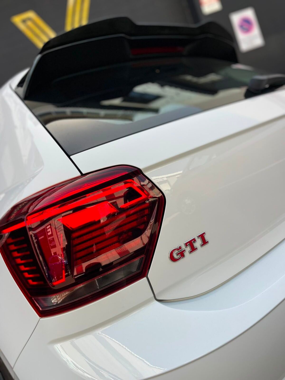 VOLKSWAGEN POLO GTI