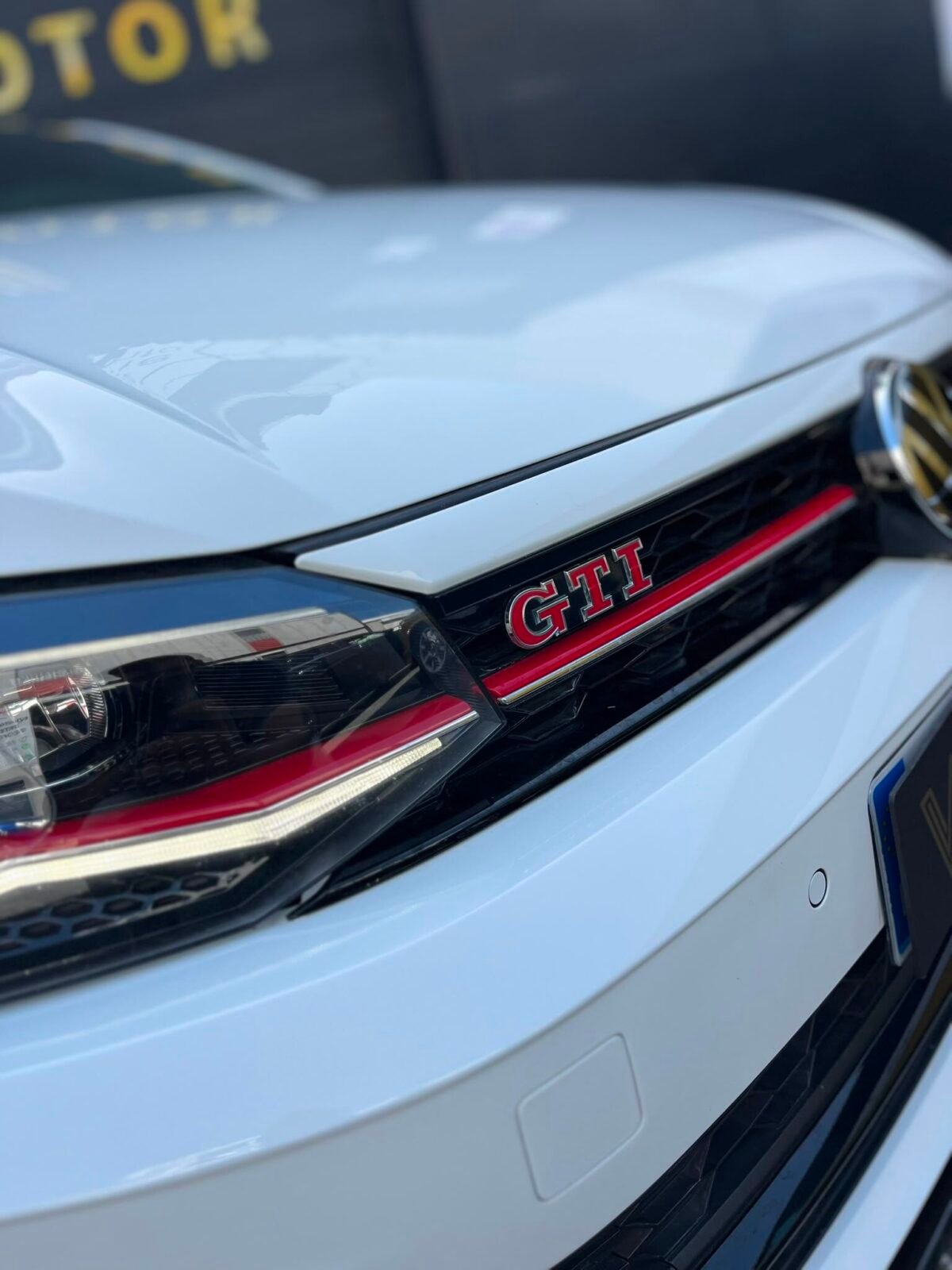 VOLKSWAGEN POLO GTI