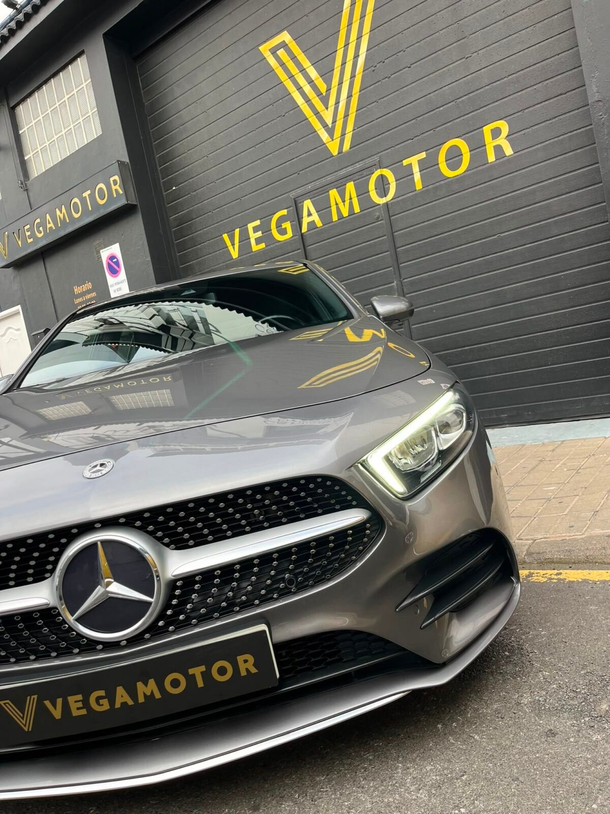 MERCEDES-BENZ Clase A A250e