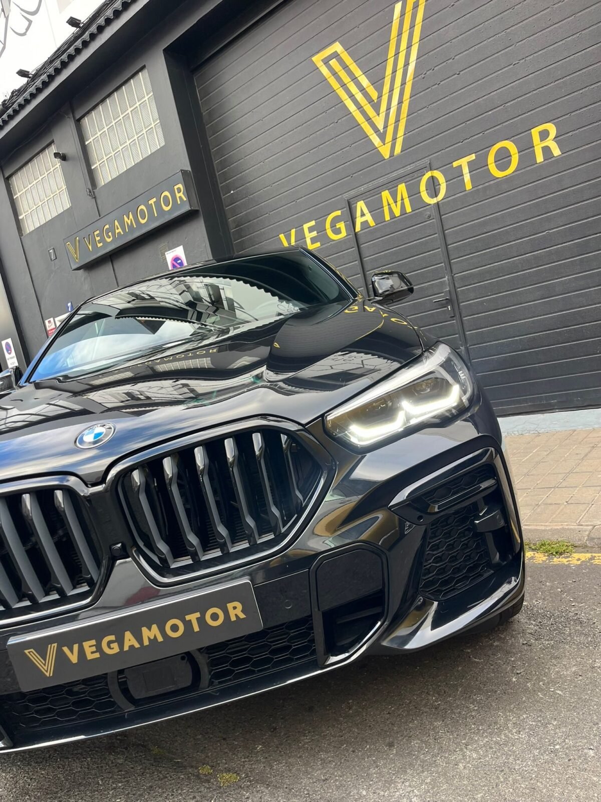 BMW X6 XDRIVE 40I