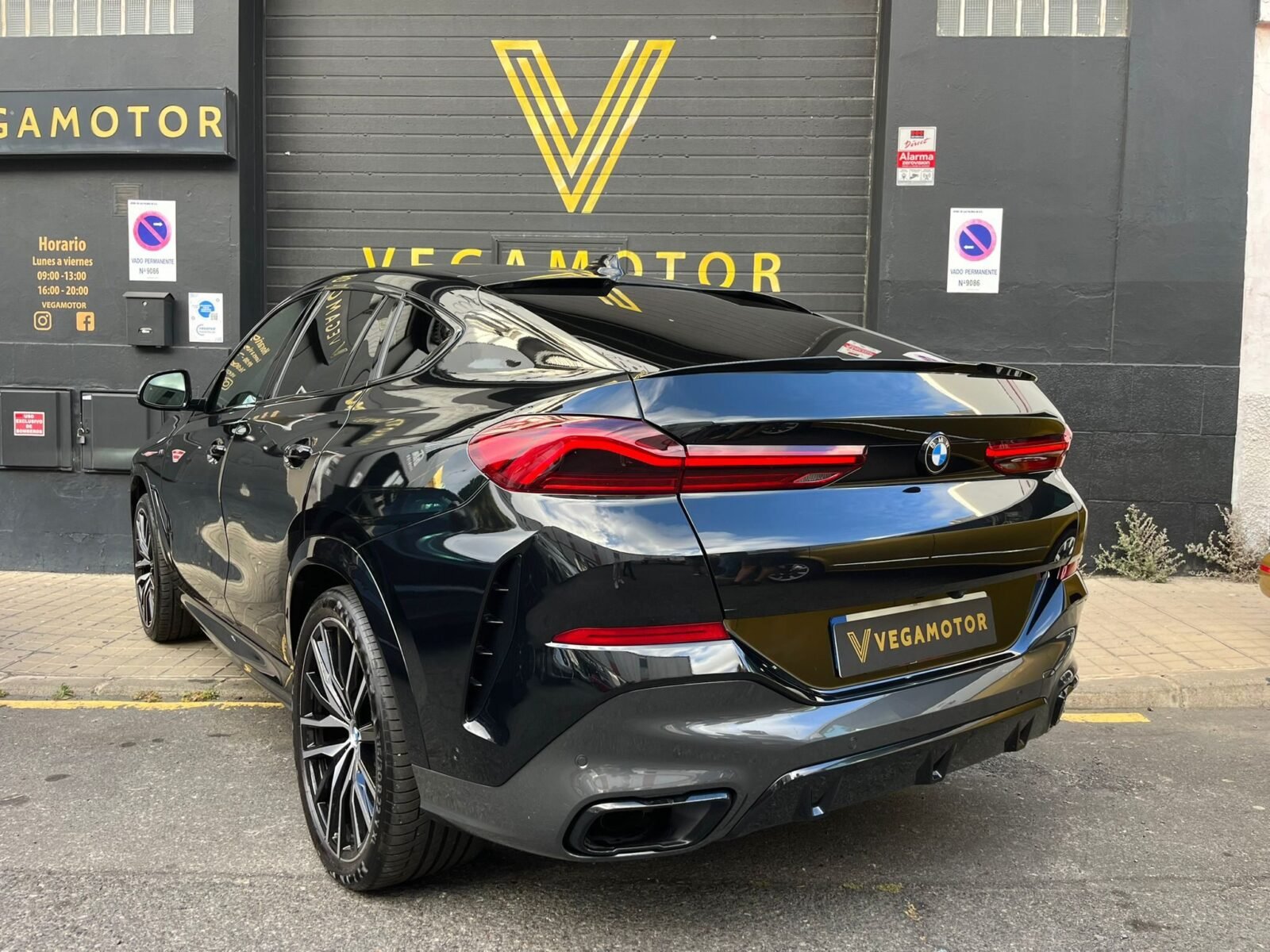 BMW X6 XDRIVE 40I